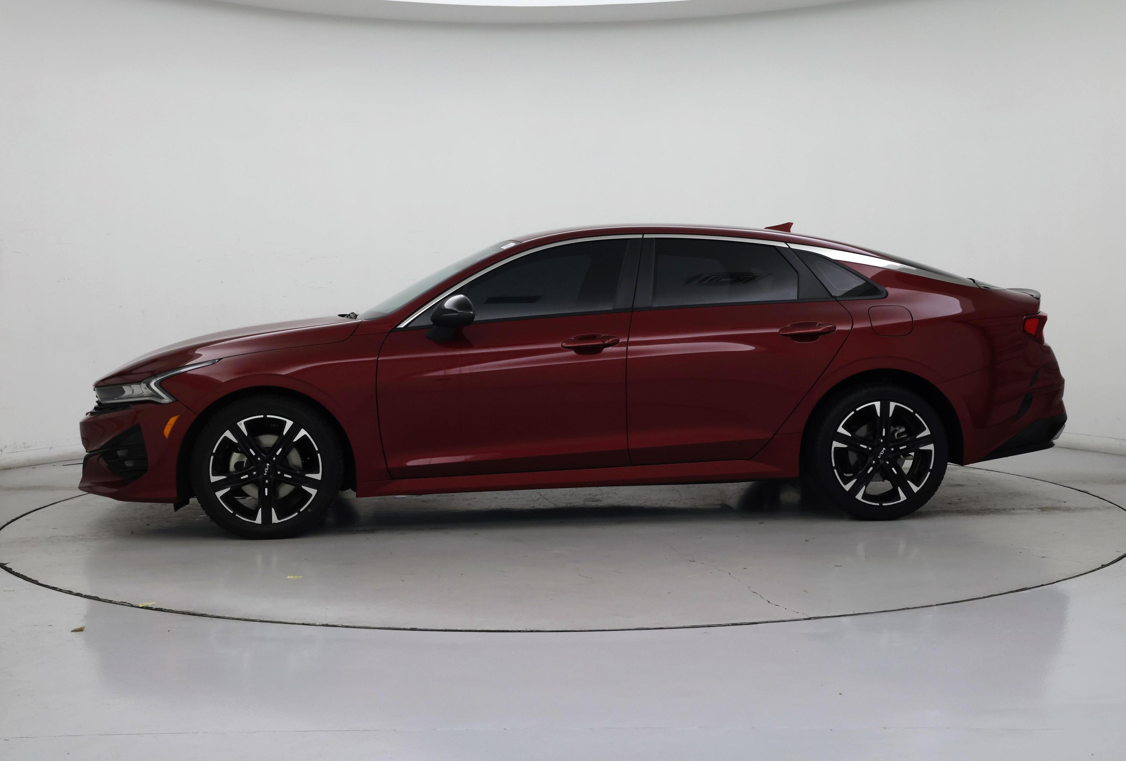 Thumbnail: 2022 Kia K5 - 3