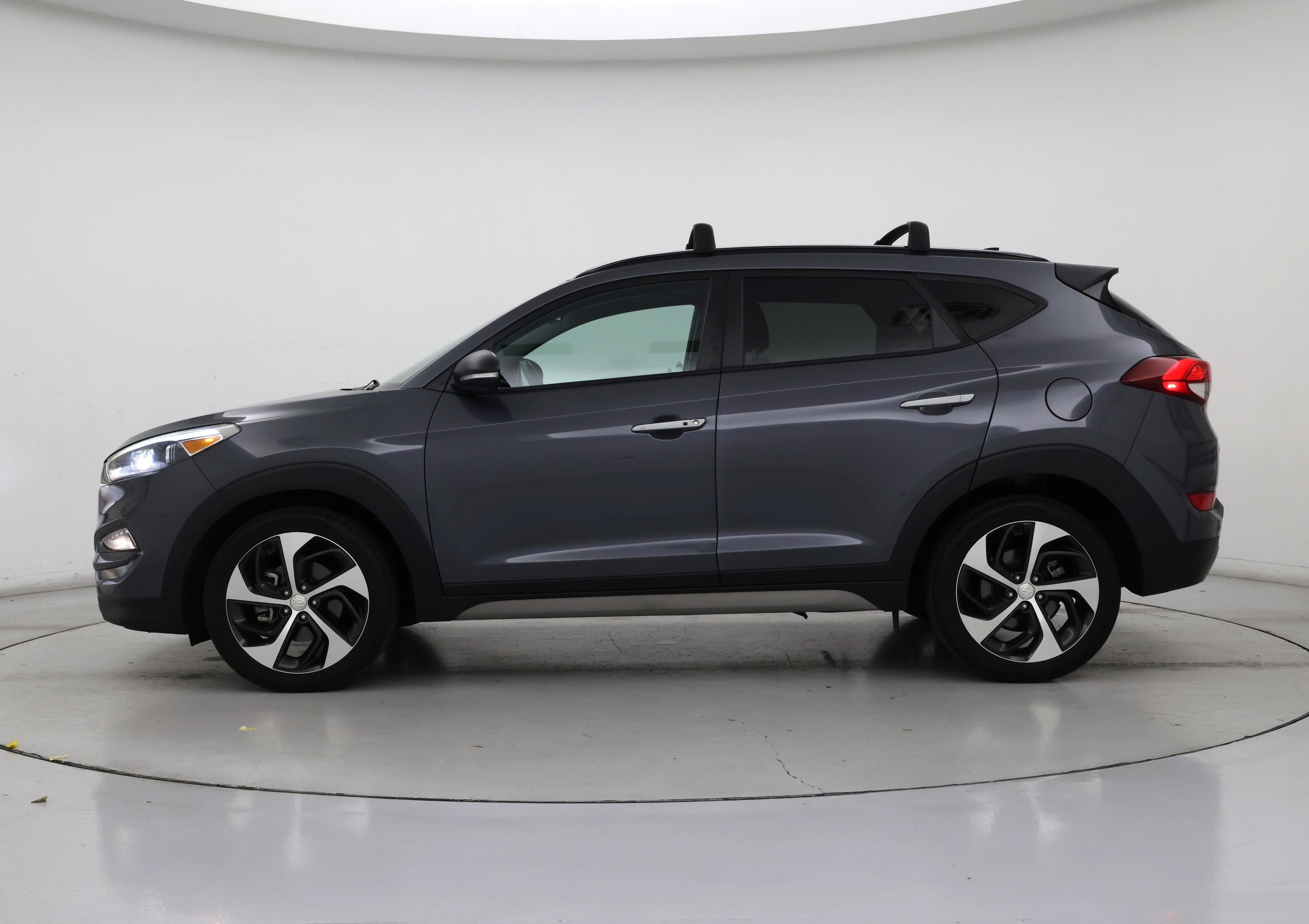 Thumbnail: 2018 Hyundai Tucson - 3