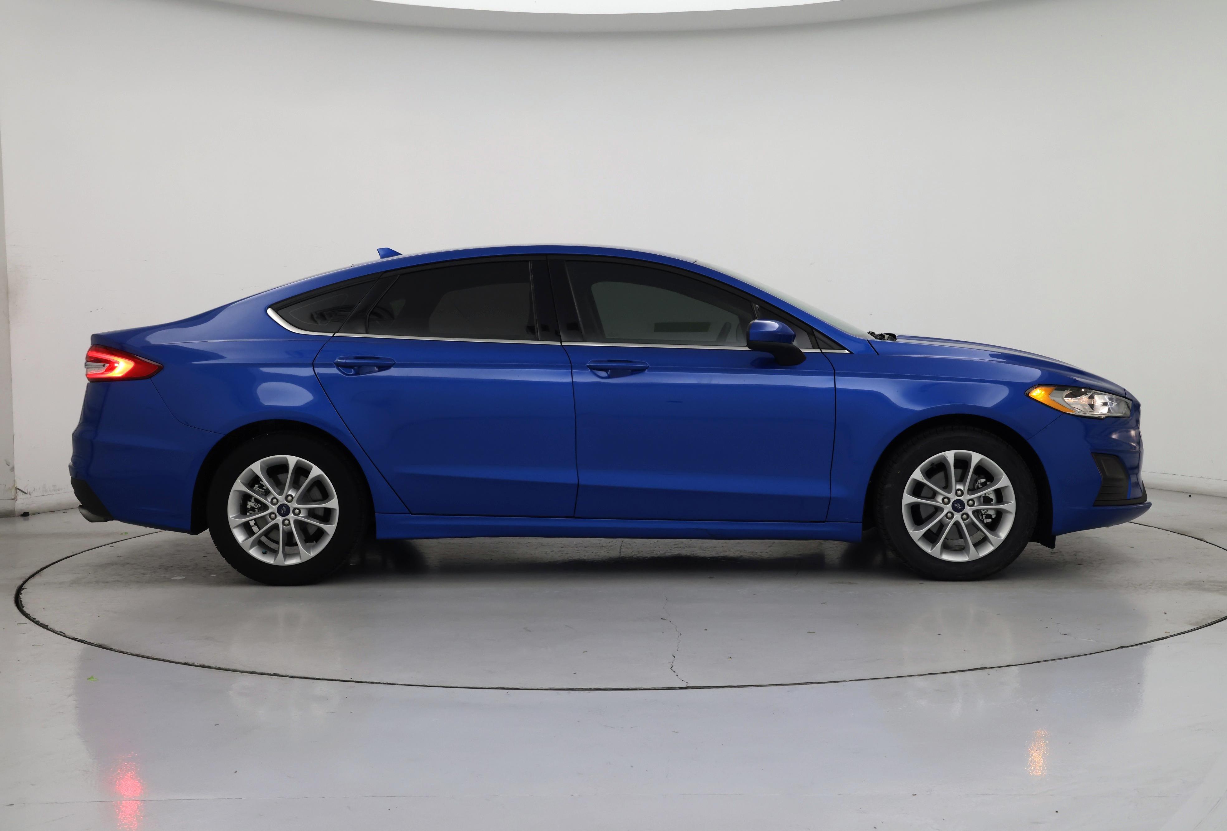 Thumbnail: 2019 Ford Fusion - 7