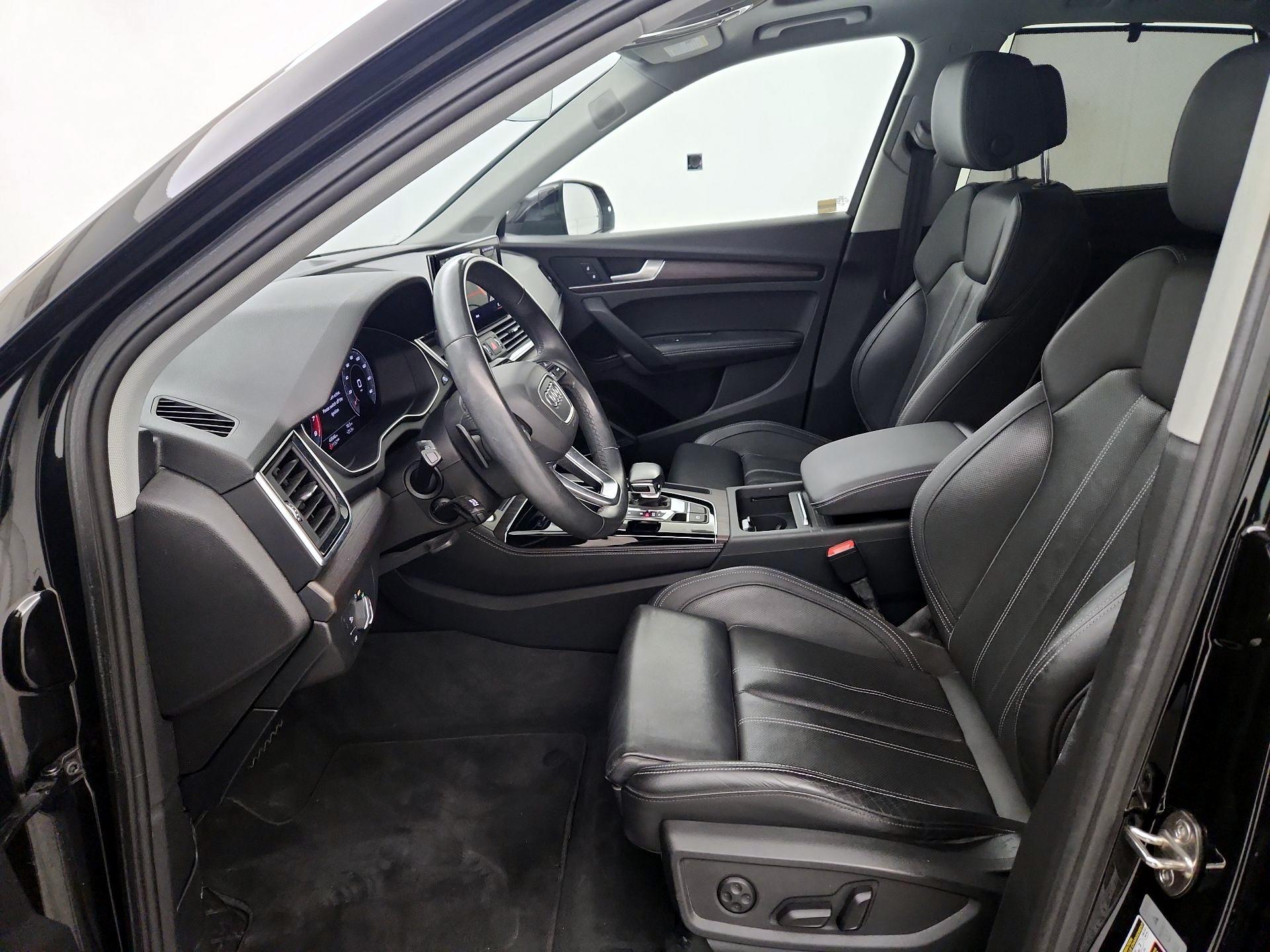 Thumbnail: 2021 Audi Q5 - 11