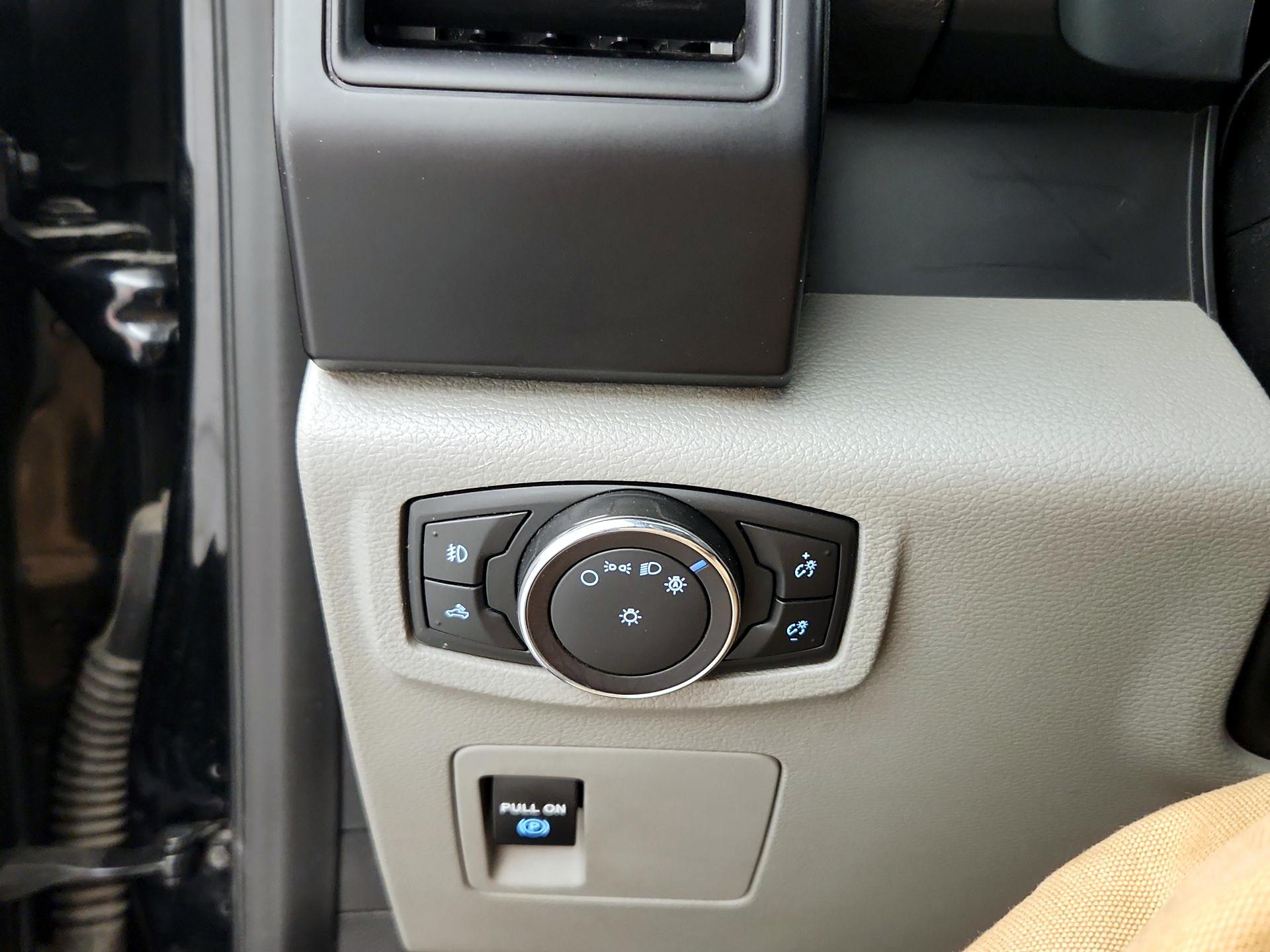 Thumbnail: 2018 Ford F-150 - 13