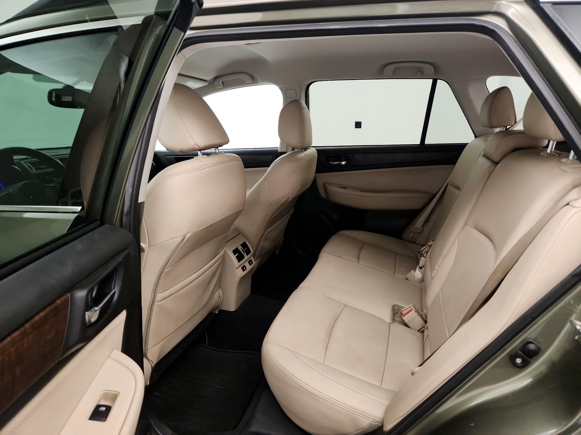 Thumbnail: 2016 Subaru Outback - 18
