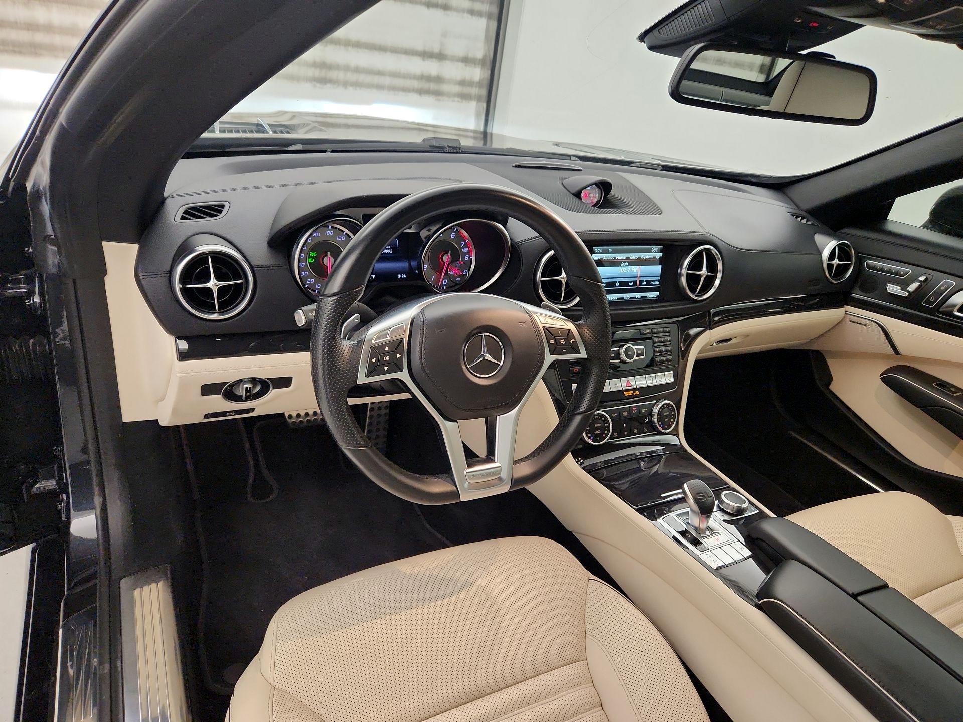 Thumbnail: 2015 Mercedes-Benz SL-Class - 9