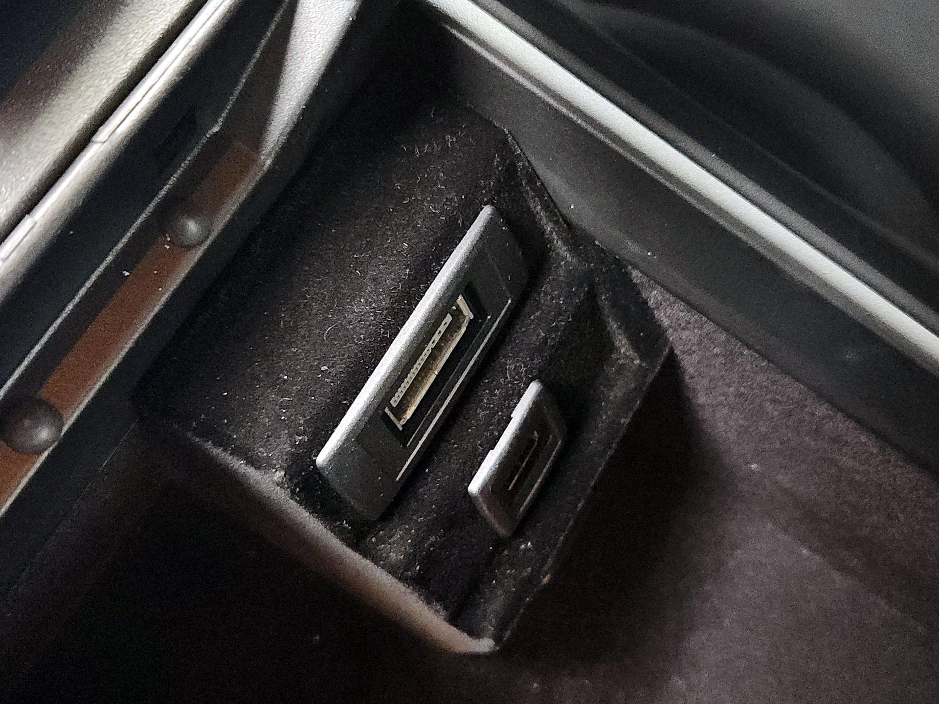 Thumbnail: 2015 Mercedes-Benz SL-Class - 18