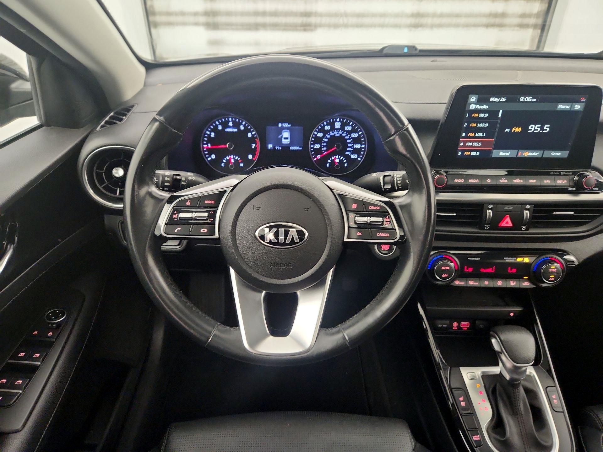 Thumbnail: 2021 Kia Forte - 10