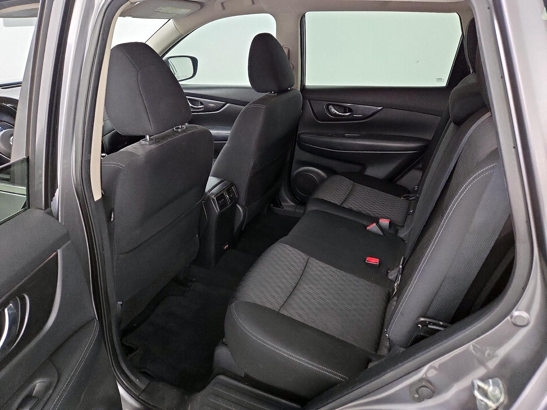Thumbnail: 2020 Nissan Rogue - 19