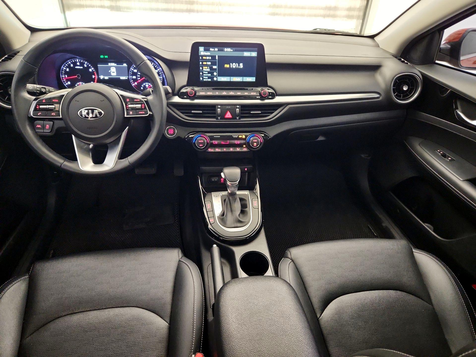 Thumbnail: 2019 Kia Forte - 9
