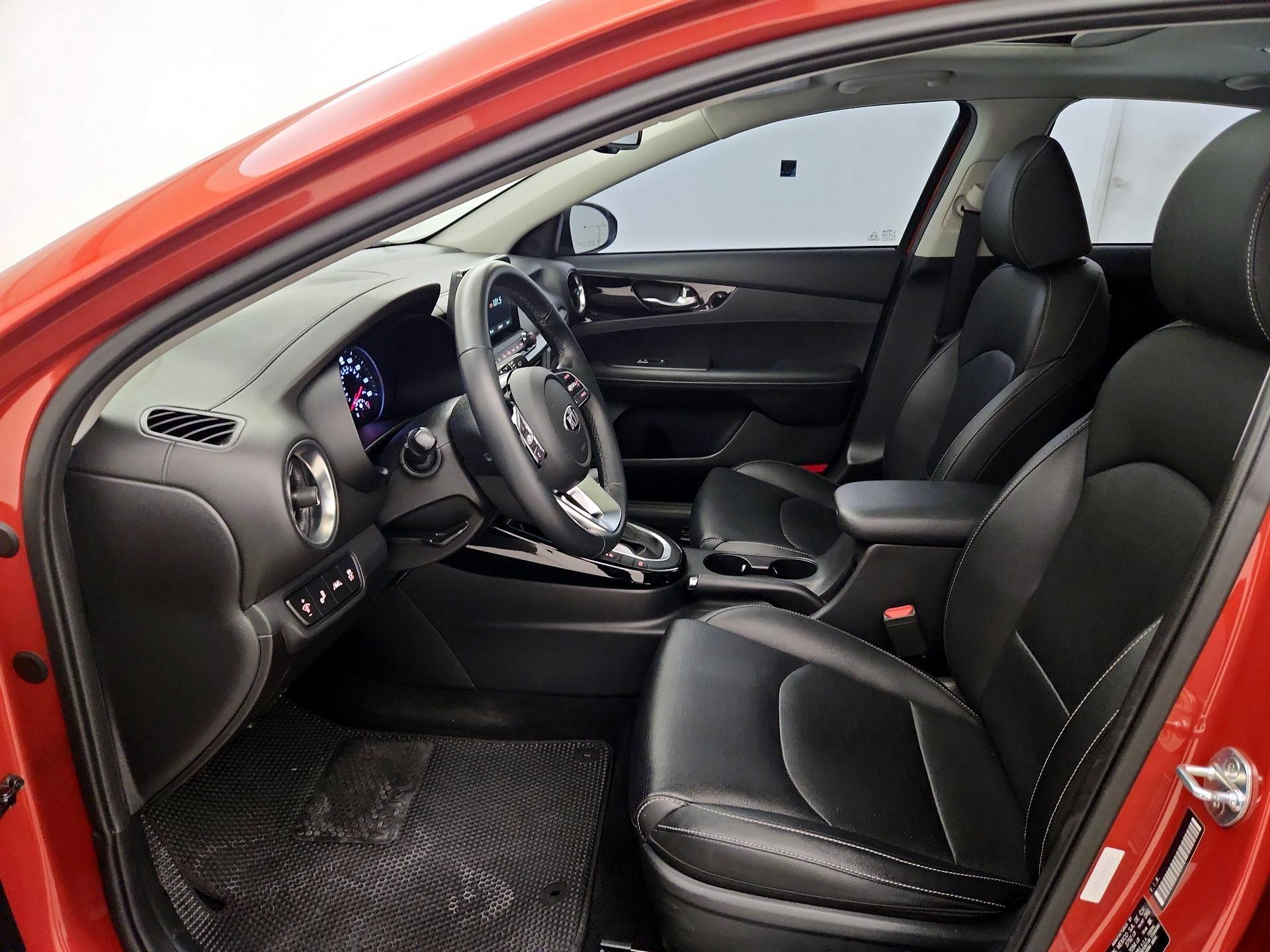Thumbnail: 2019 Kia Forte - 11