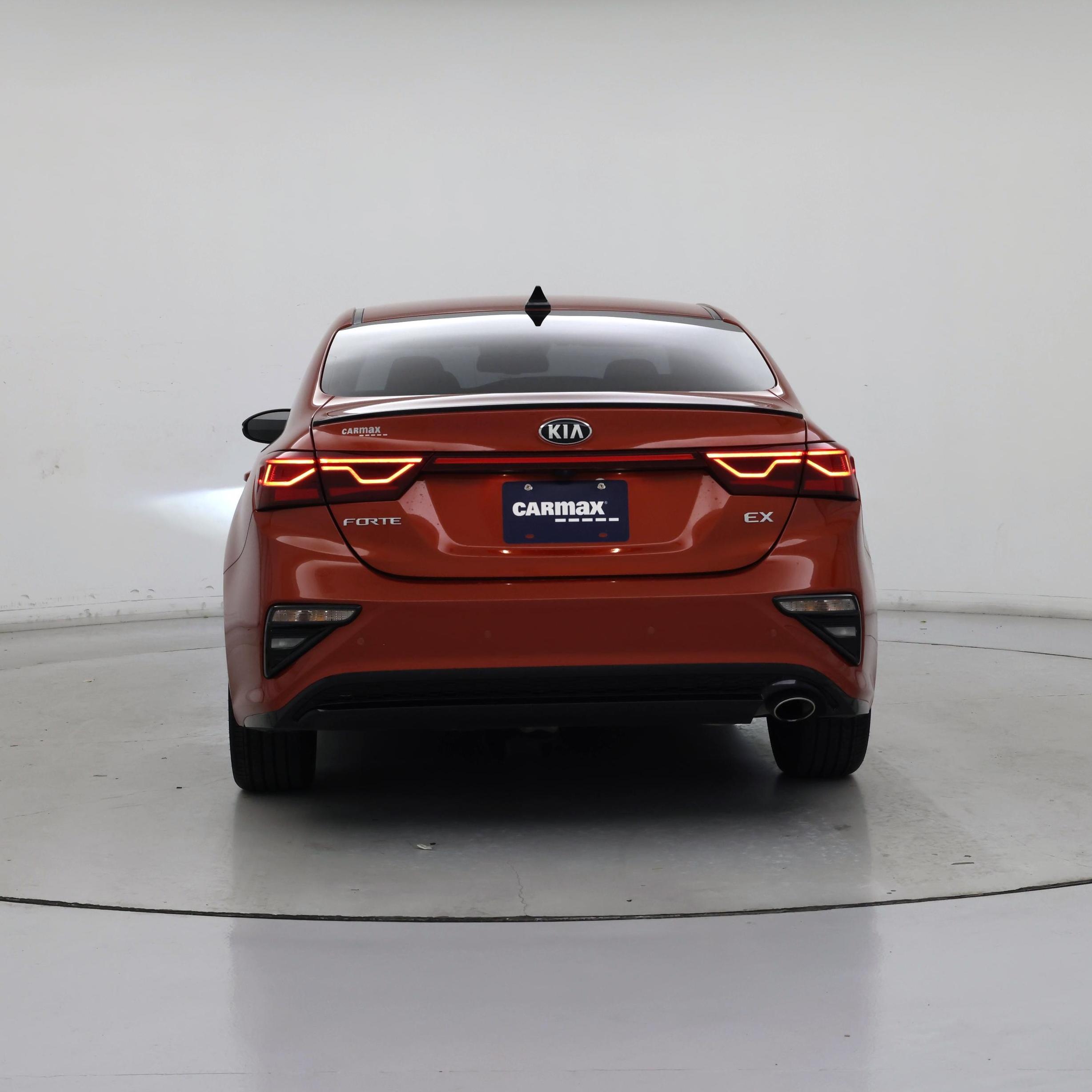 Thumbnail: 2019 Kia Forte - 6
