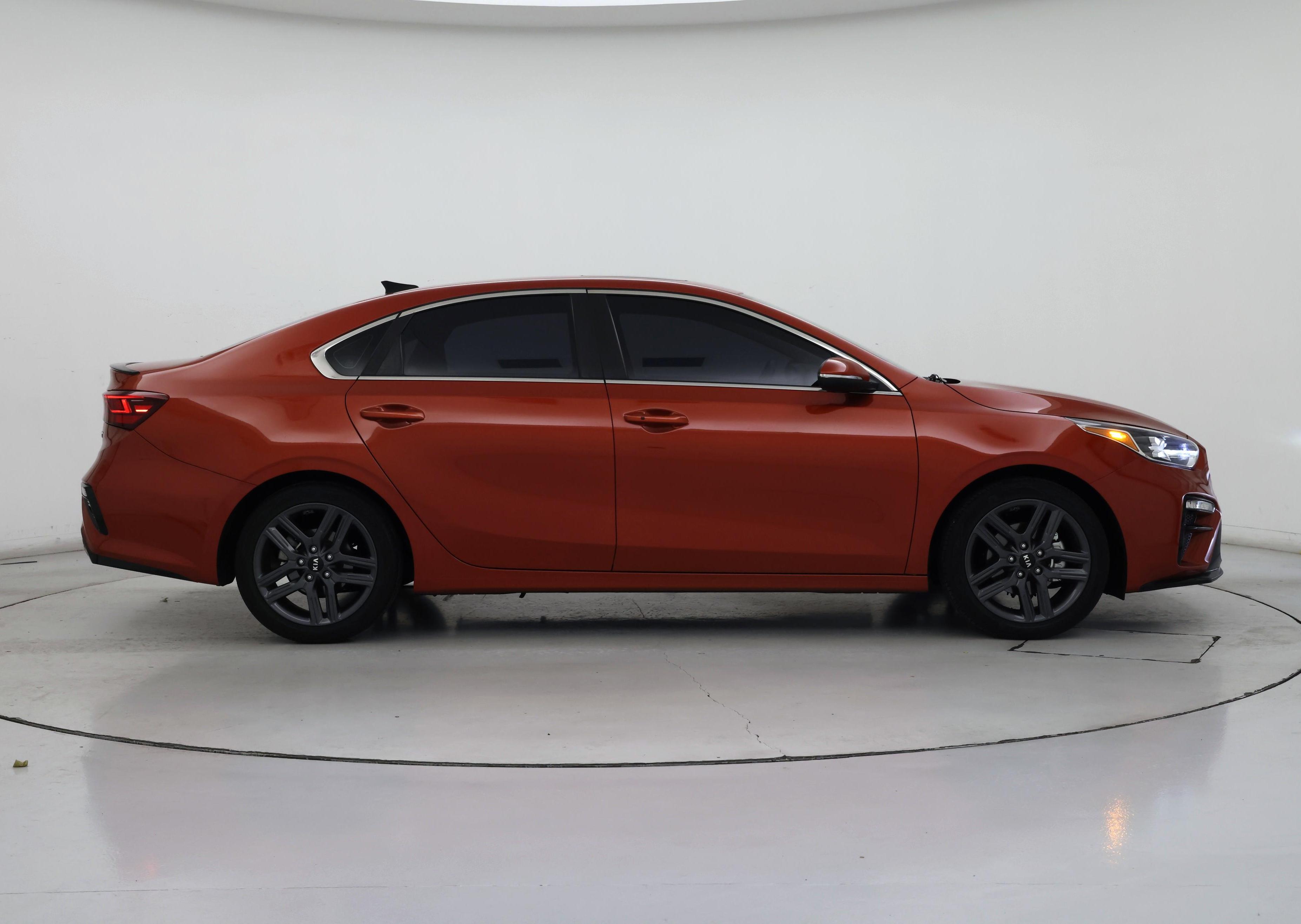 Thumbnail: 2019 Kia Forte - 7
