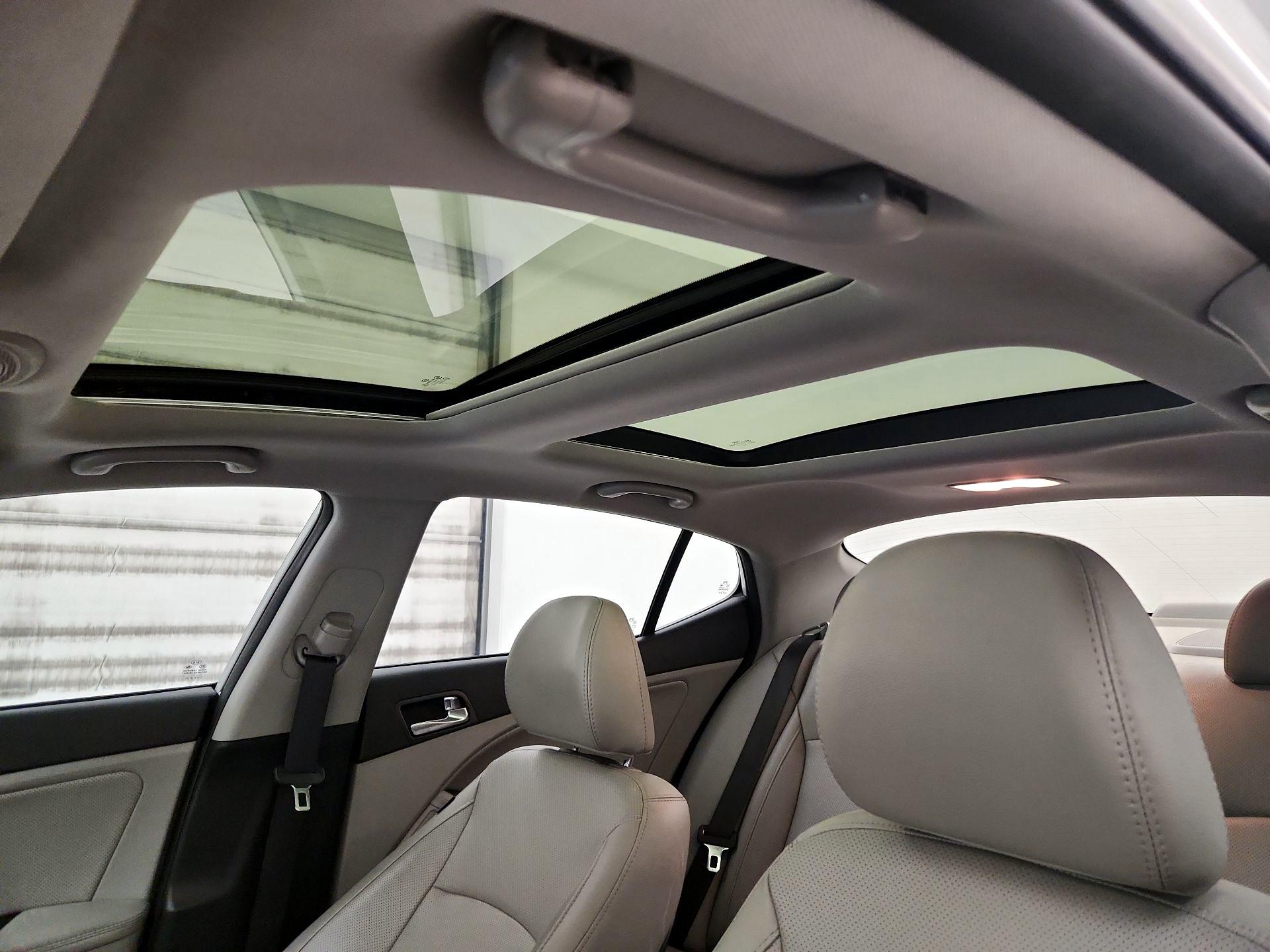 Thumbnail: 2014 Kia Optima - 19