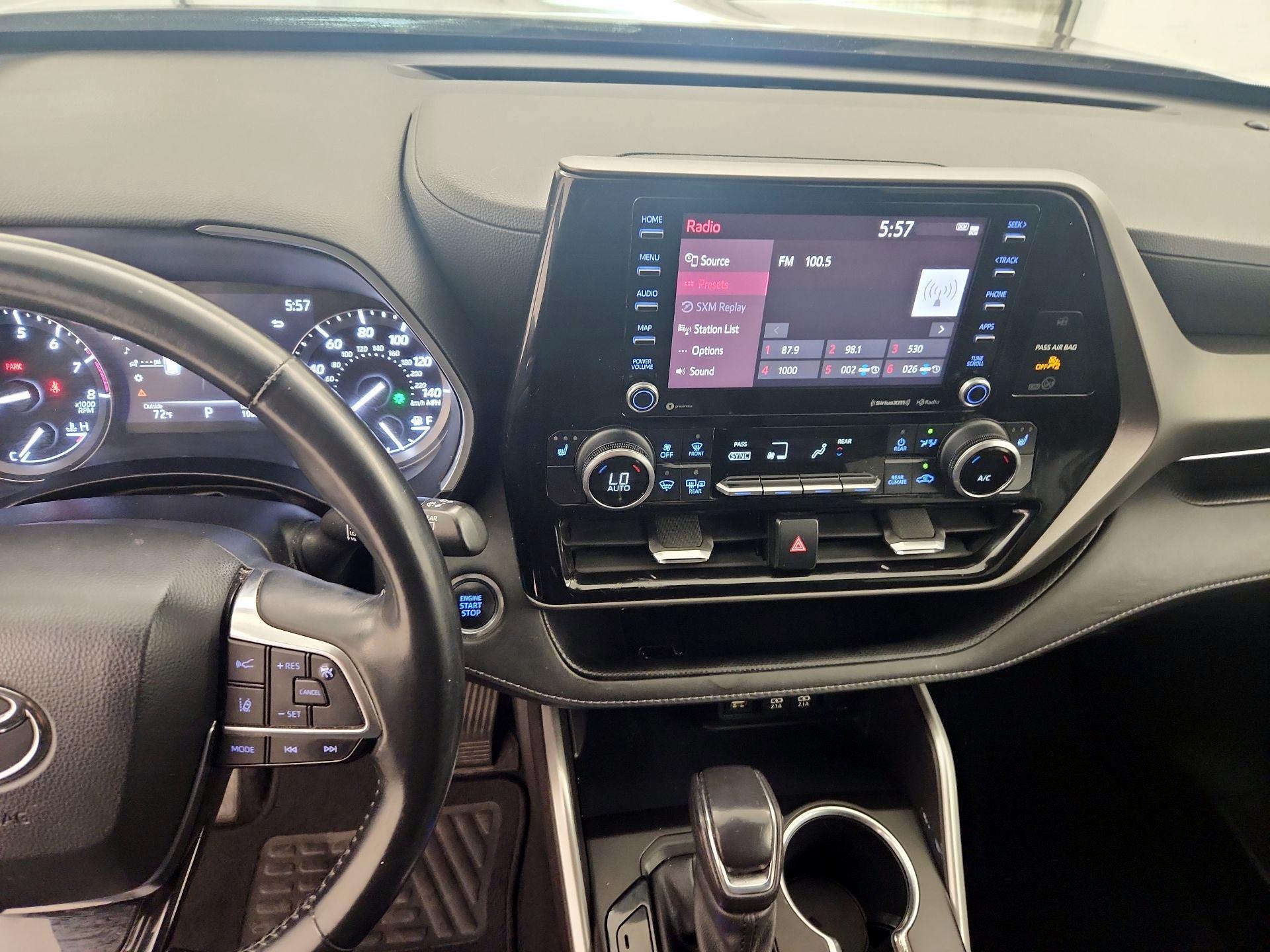 Thumbnail: 2021 Toyota Highlander - 9