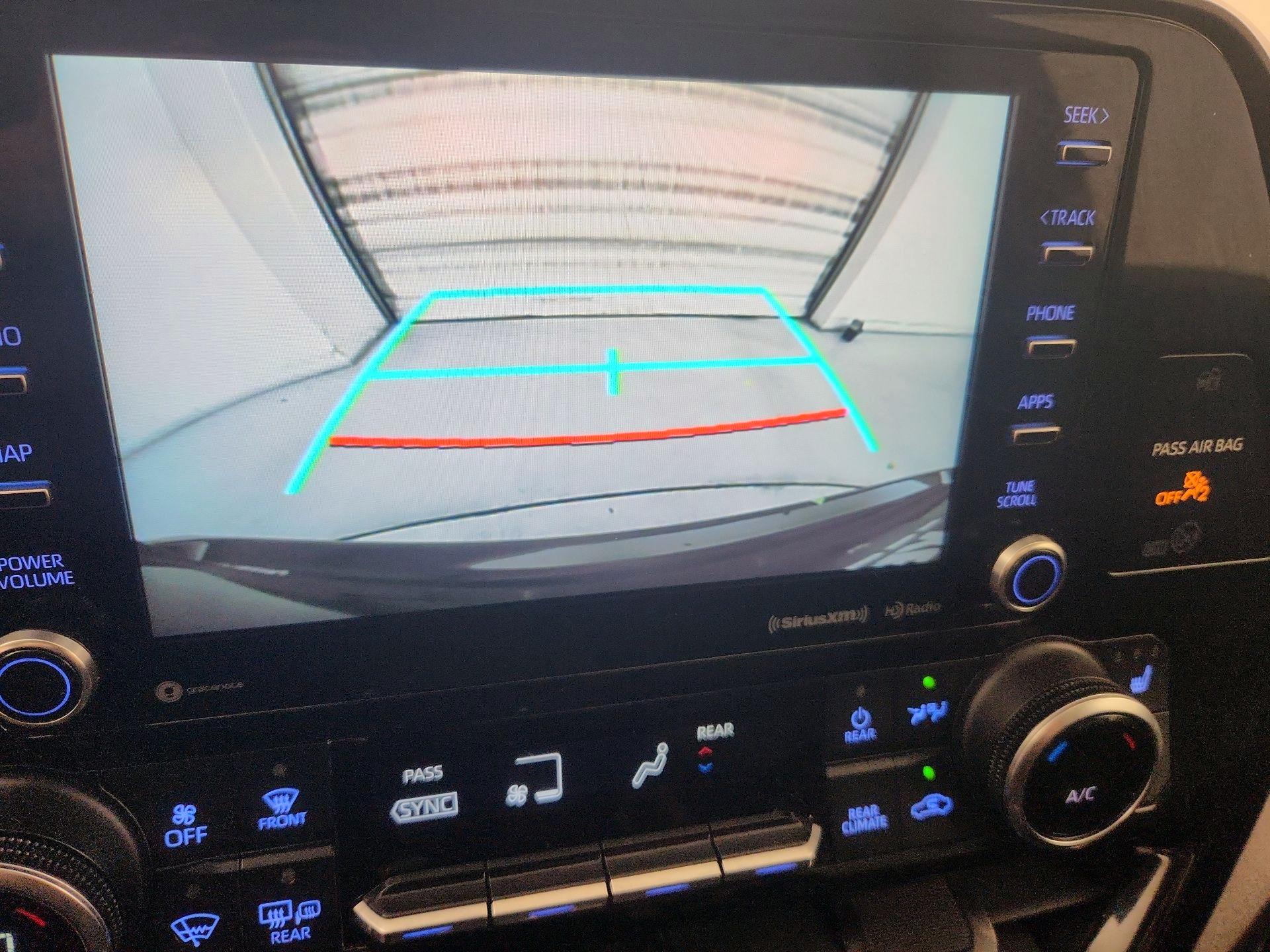 Thumbnail: 2021 Toyota Highlander - 14