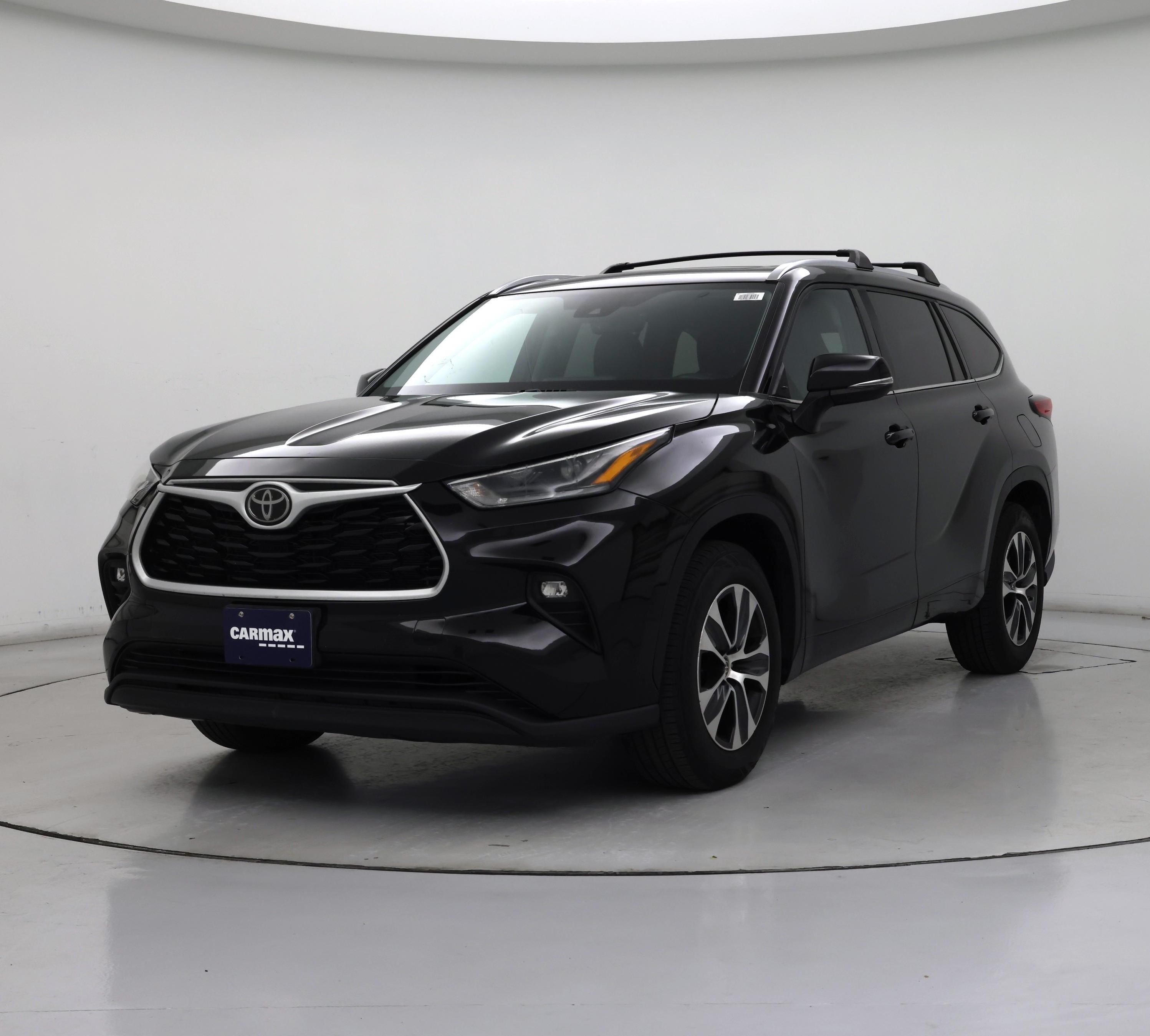 Thumbnail: 2021 Toyota Highlander - 4