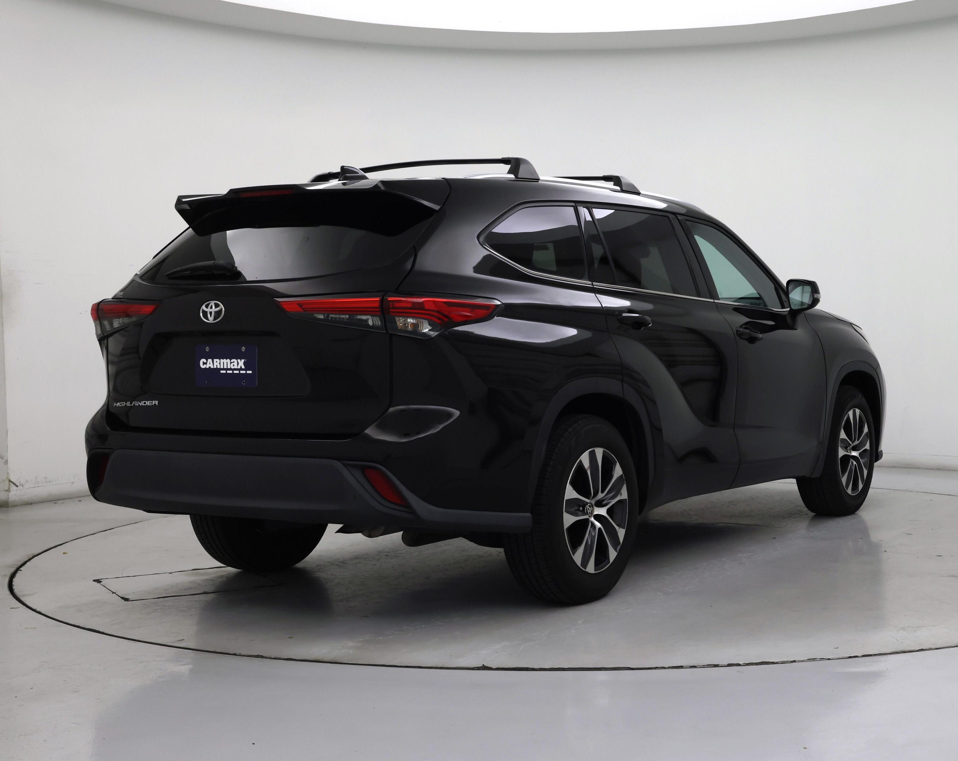 Thumbnail: 2021 Toyota Highlander - 8