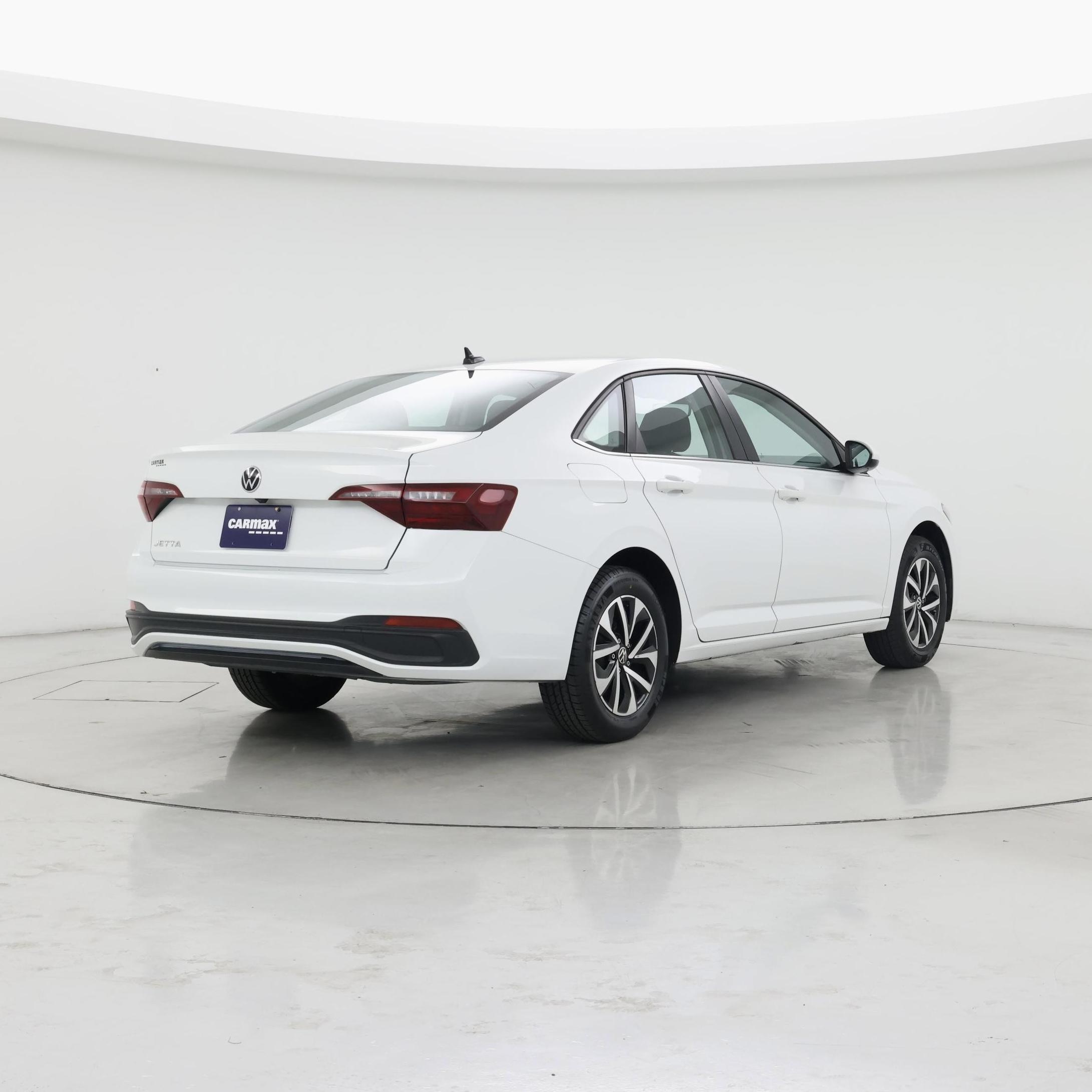 Thumbnail: 2024 Volkswagen Jetta - 8