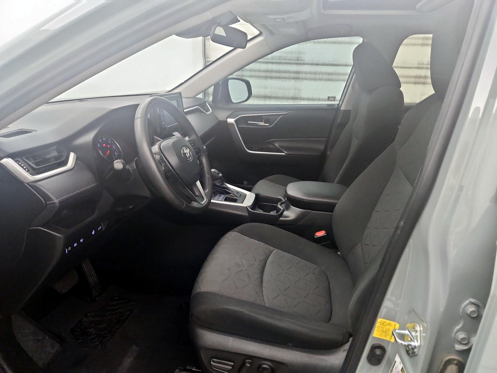 Thumbnail: 2021 Toyota RAV4 - 11