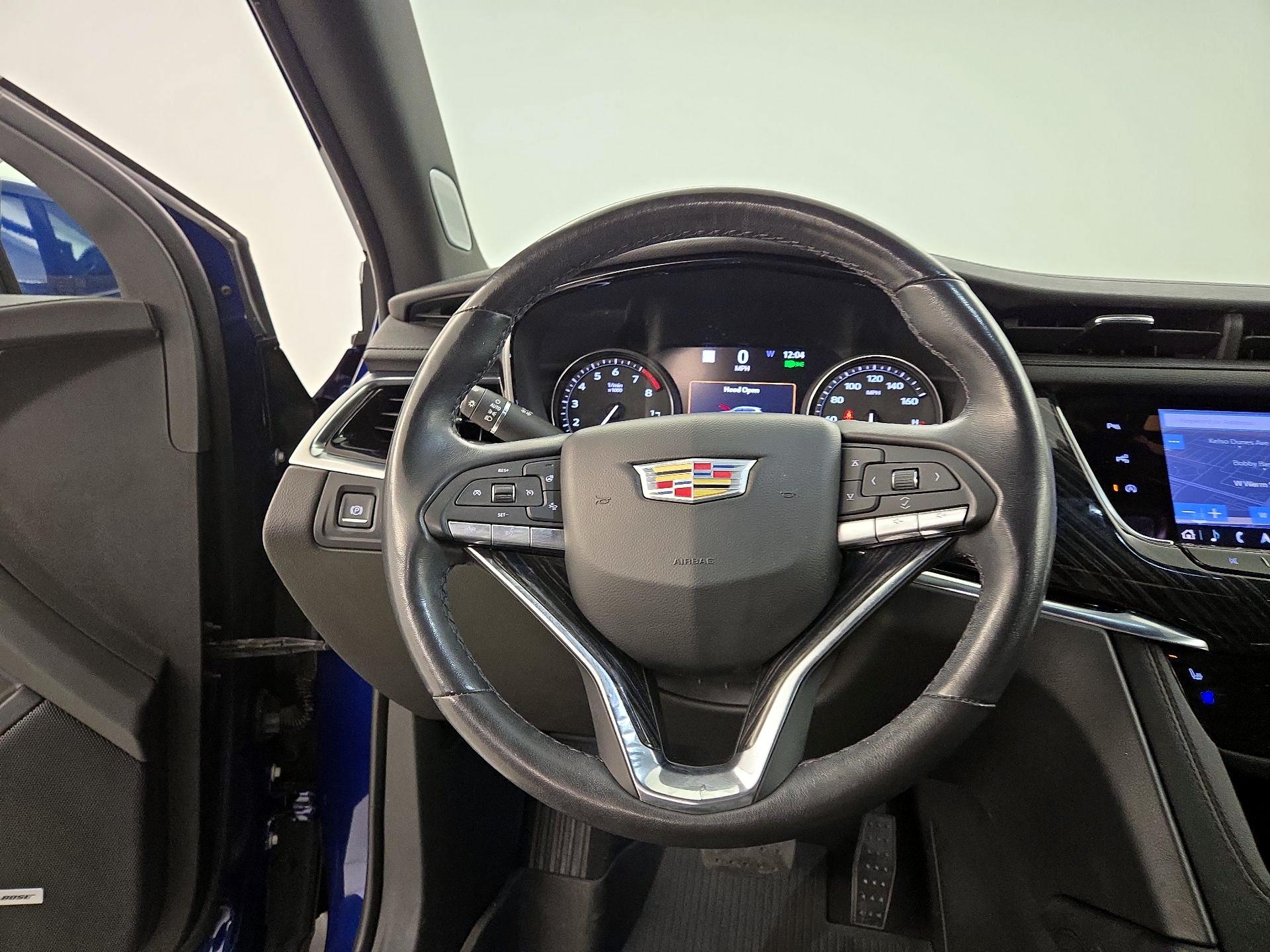 Thumbnail: 2024 Cadillac XT6 - 10