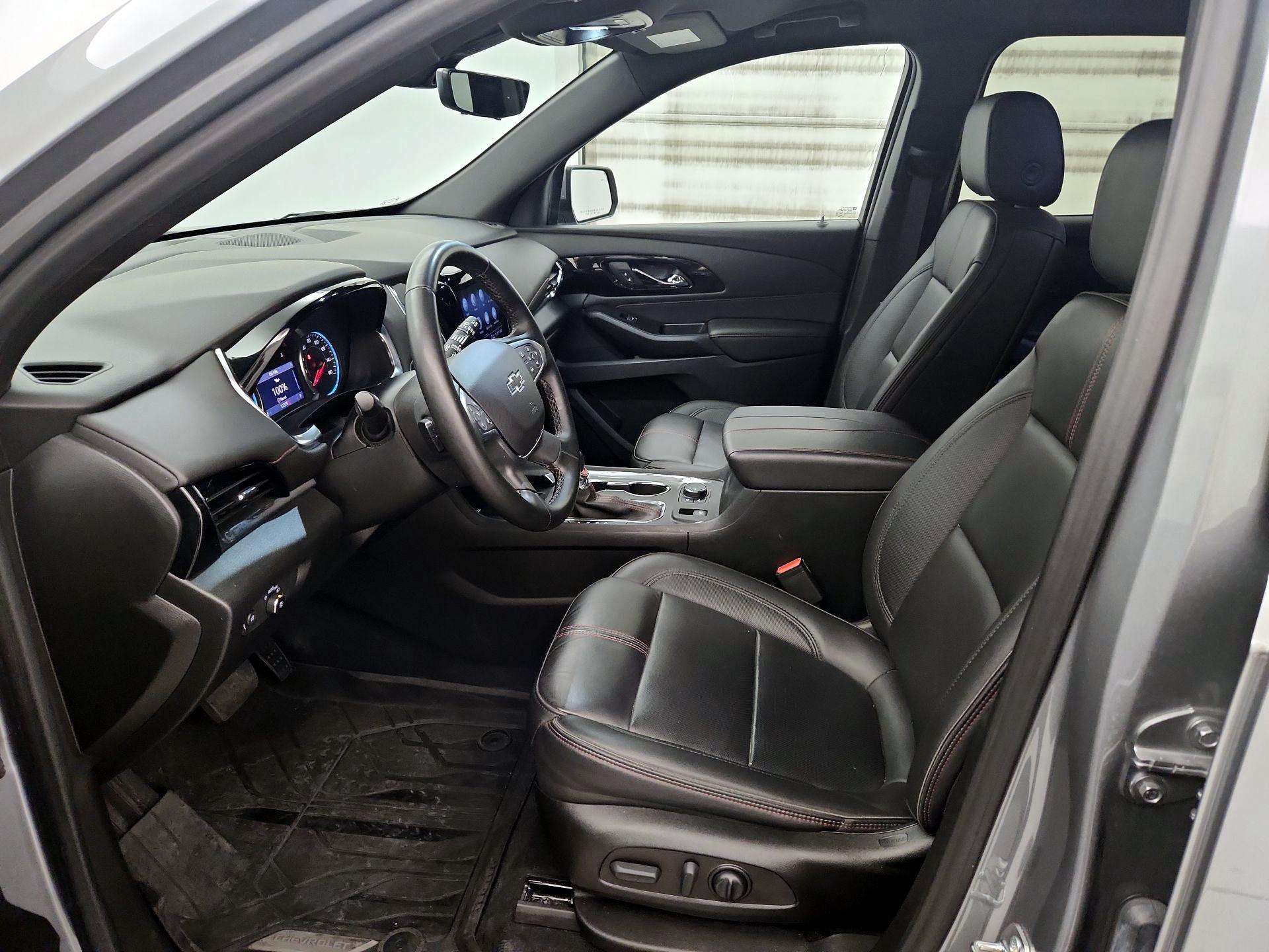Thumbnail: 2023 Chevrolet Traverse - 11