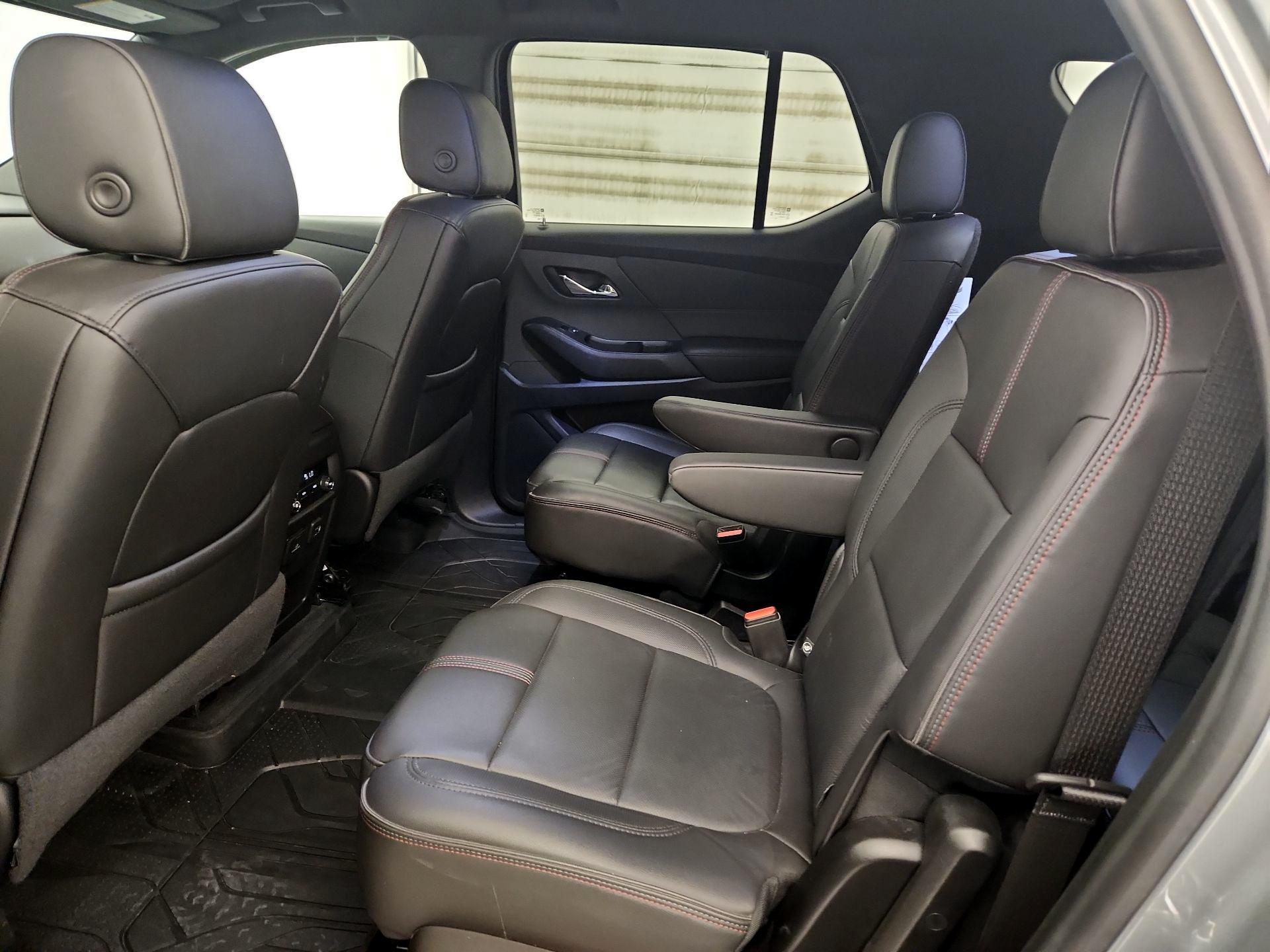 Thumbnail: 2023 Chevrolet Traverse - 19
