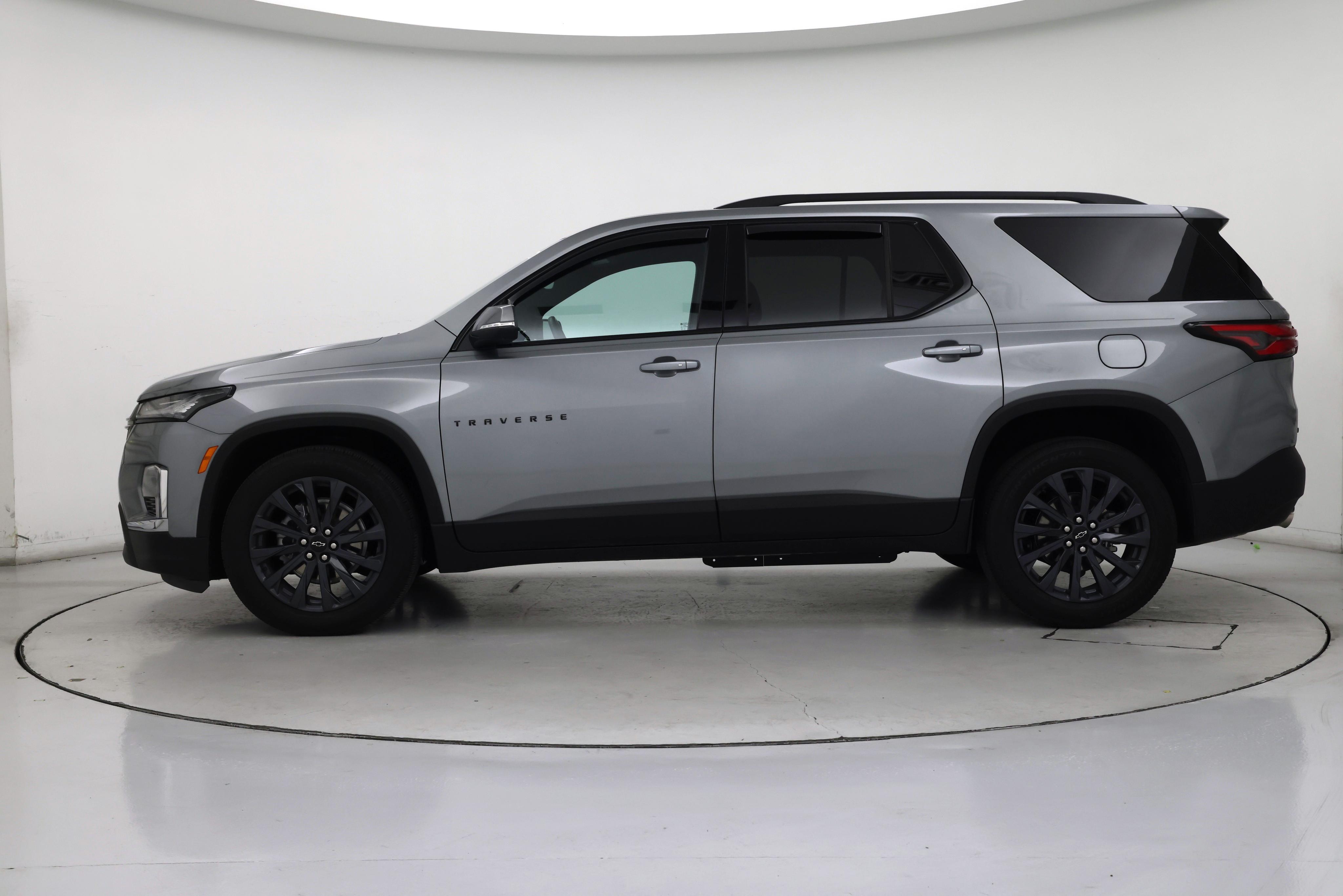 Thumbnail: 2023 Chevrolet Traverse - 3