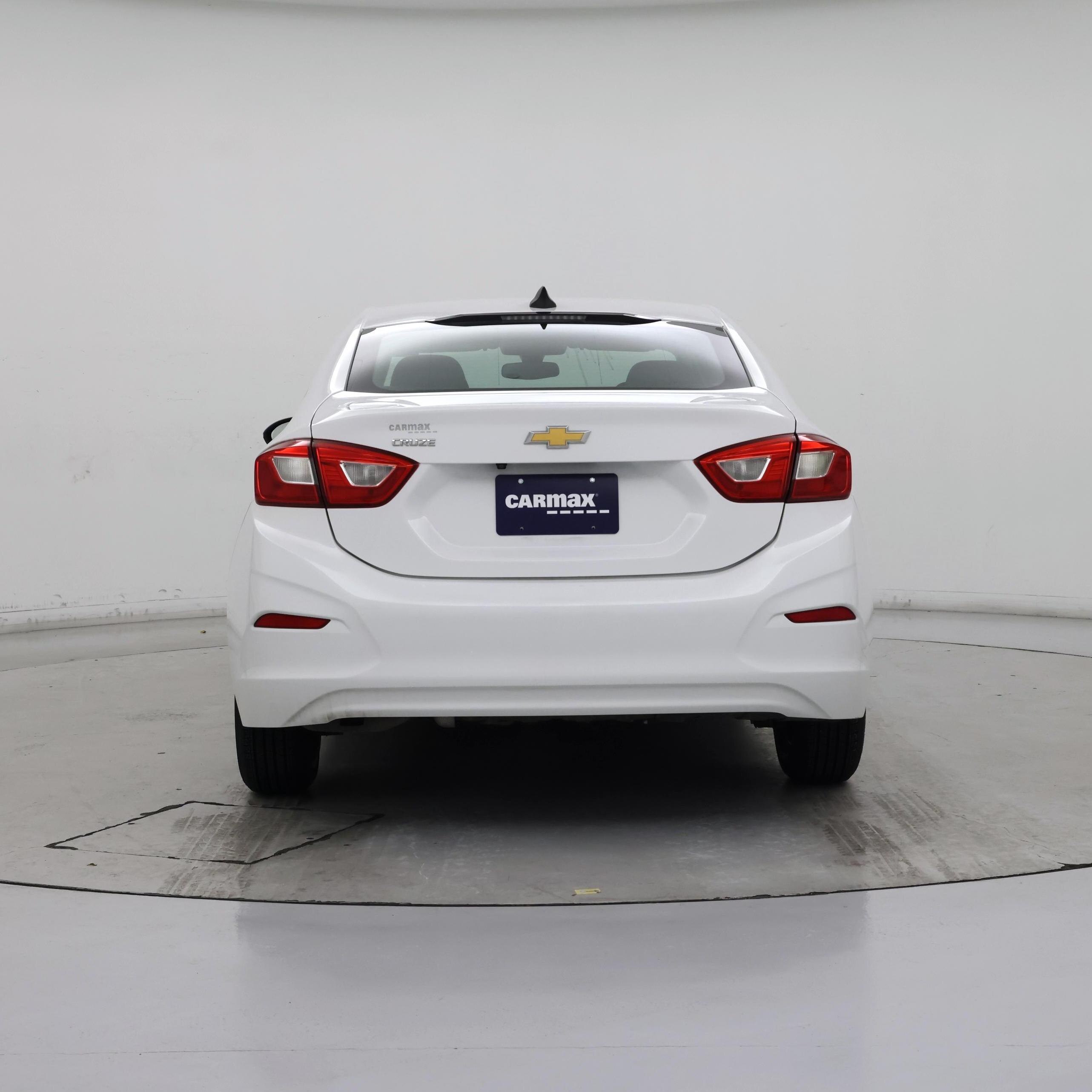 Thumbnail: 2018 Chevrolet Cruze - 6