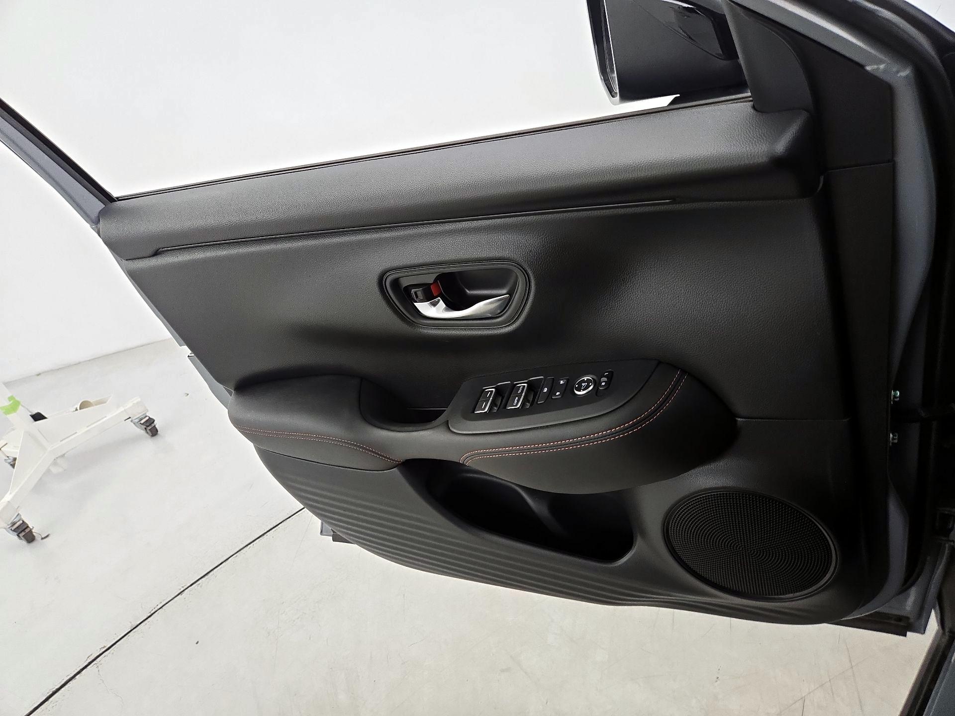 Thumbnail: 2024 Honda HR-V - 12