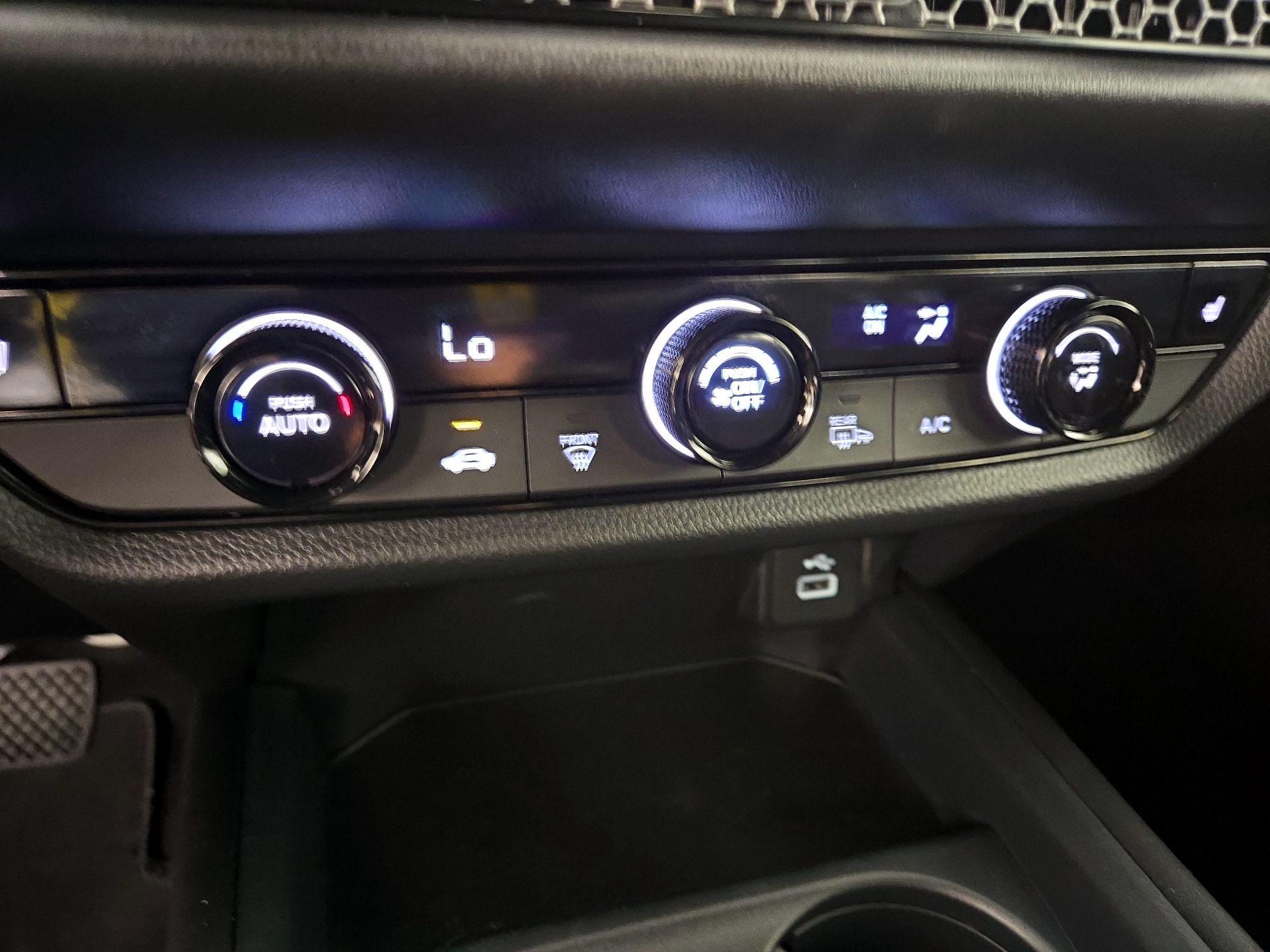 Thumbnail: 2024 Honda HR-V - 16