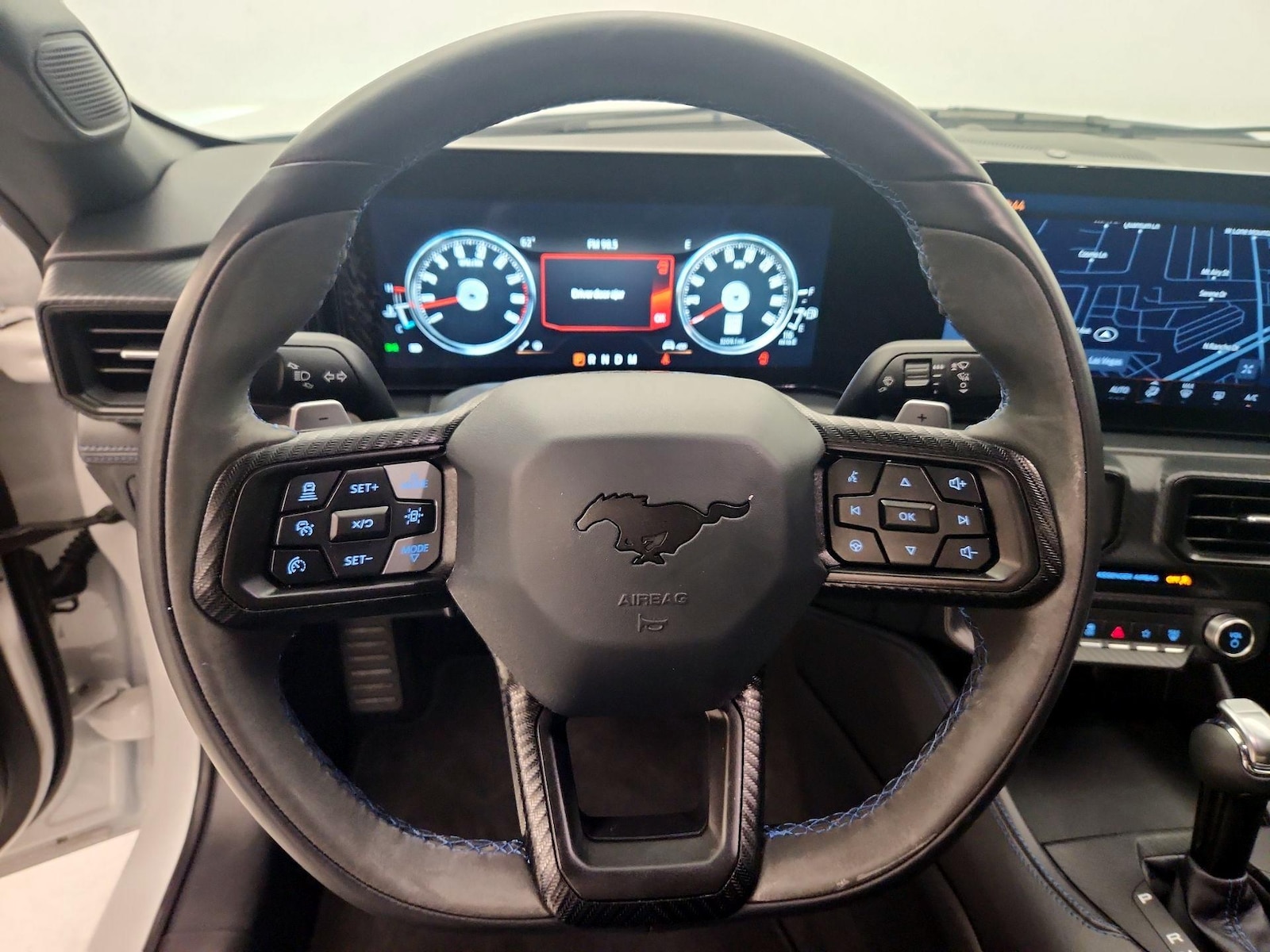 2025 Ford Mustang Dark Horse - Photo 11