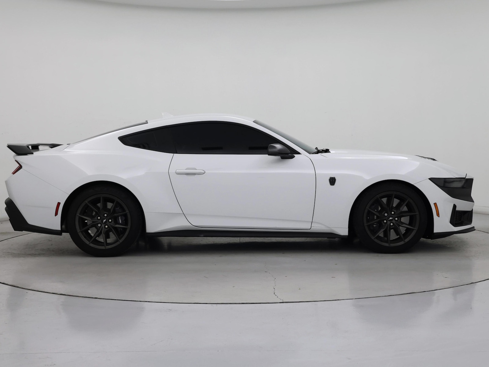 2025 Ford Mustang Dark Horse - Photo 8