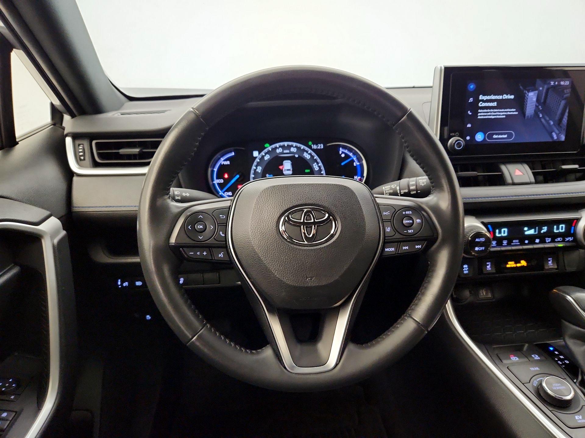 Thumbnail: 2024 Toyota RAV4 - 10