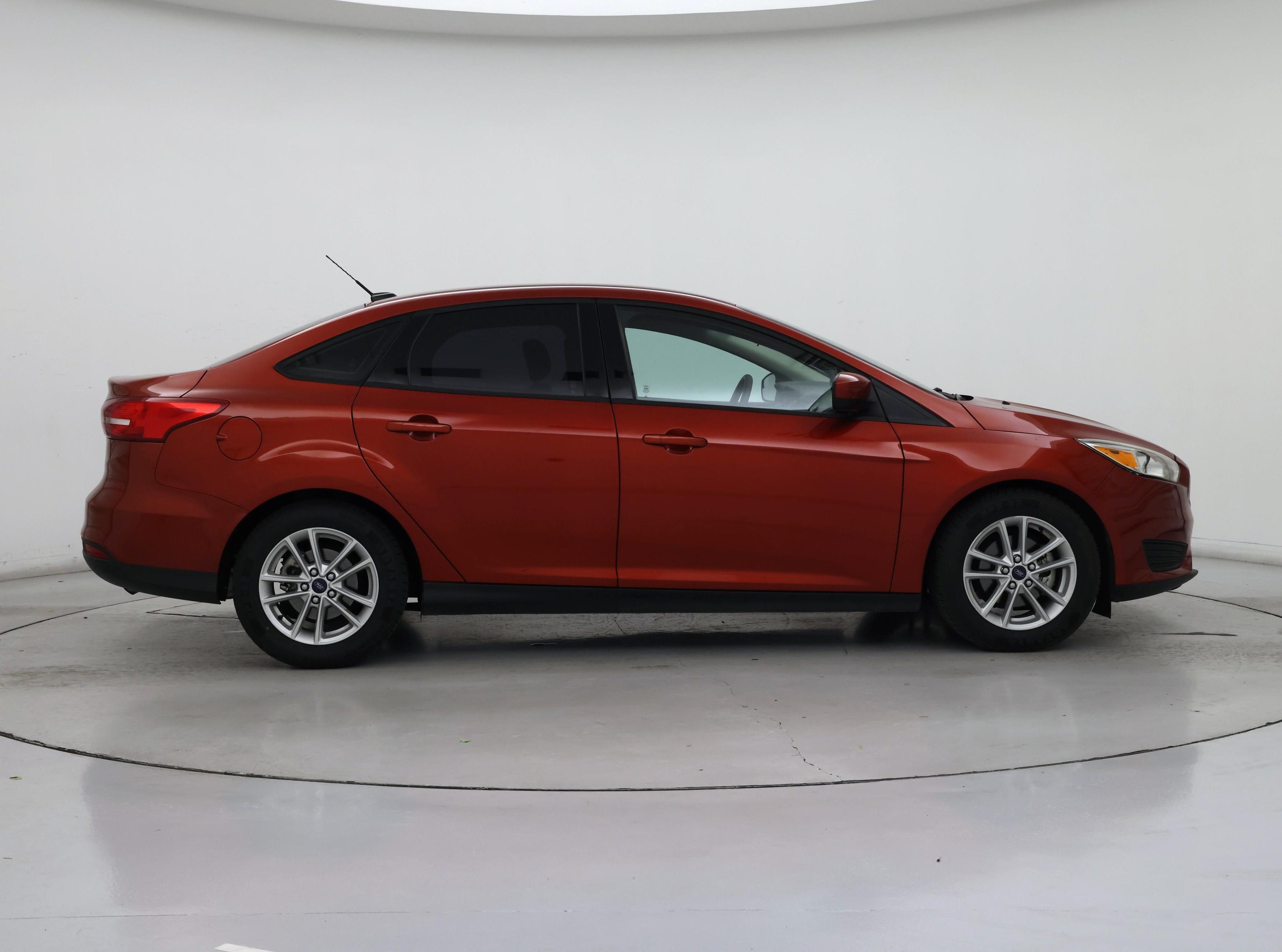 Thumbnail: 2018 Ford Focus - 7