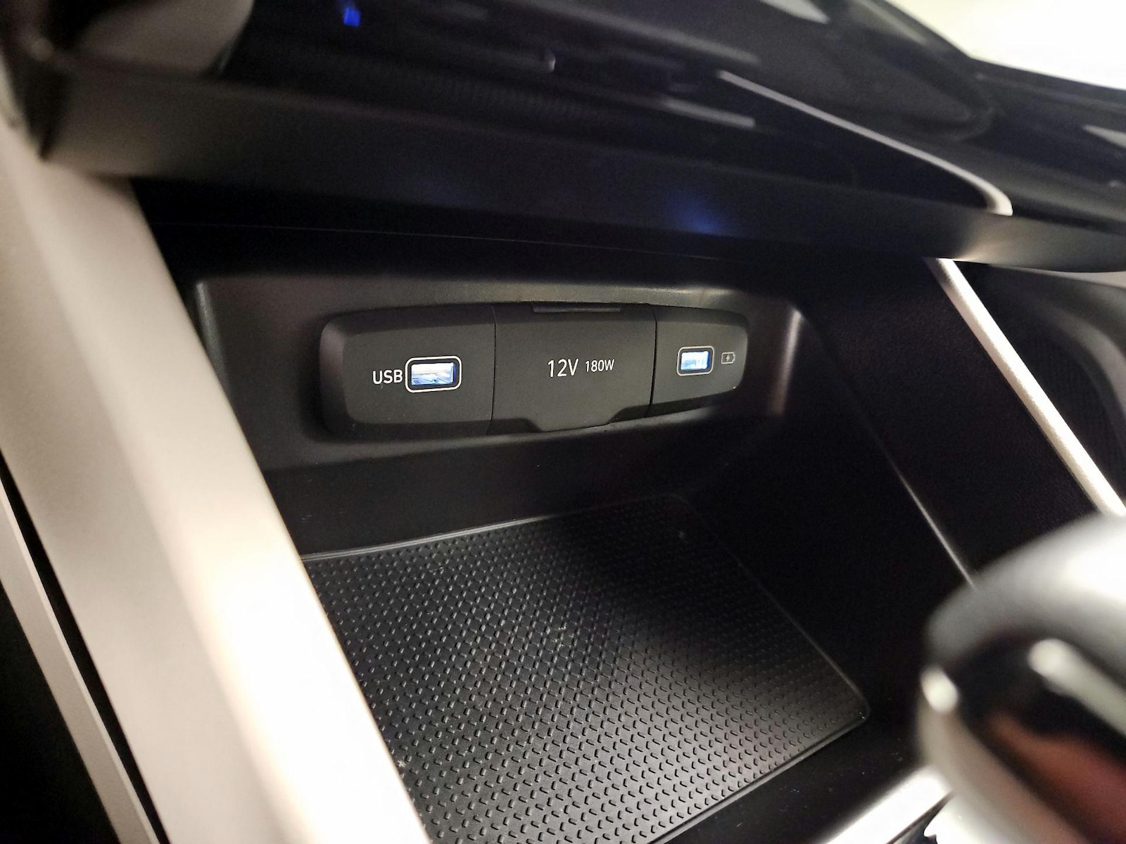 2024 Hyundai Tucson SE - Photo 19