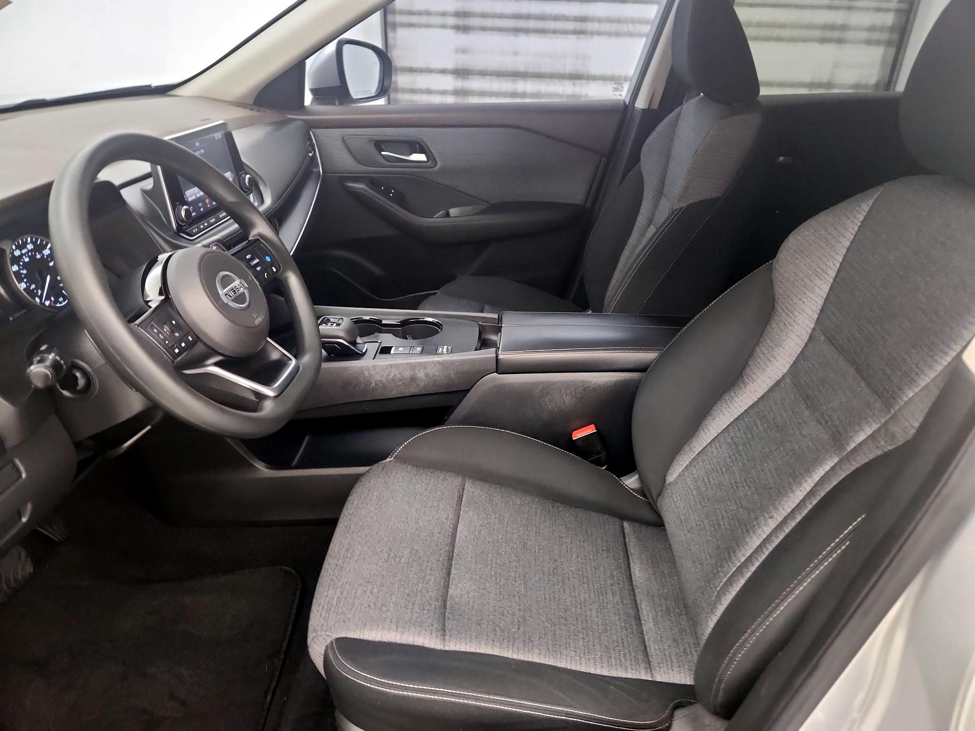 Thumbnail: 2021 Nissan Rogue - 11