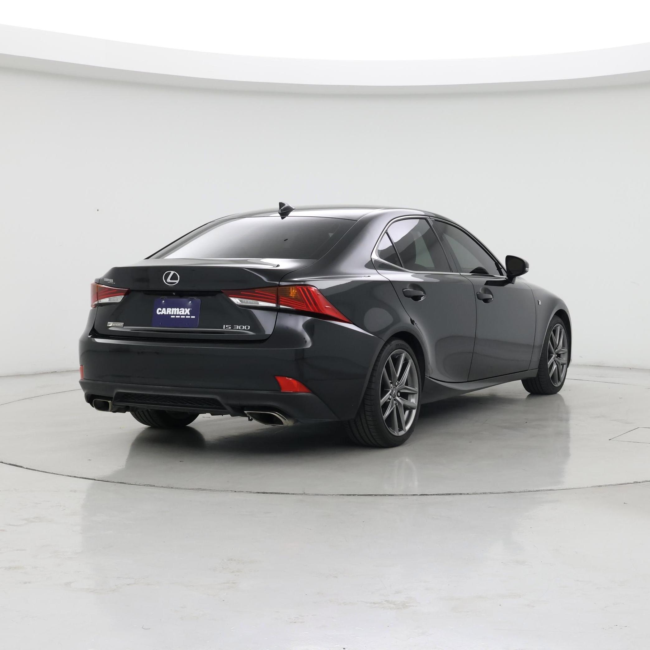 Thumbnail: 2018 Lexus IS - 8