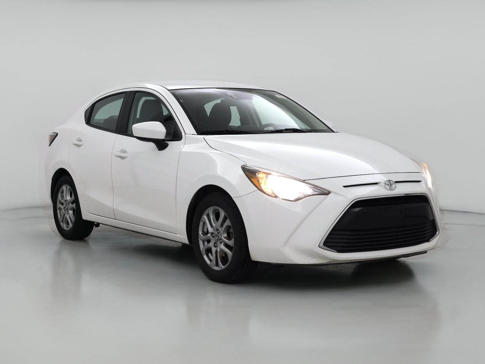 2017 Toyota Yaris iA Base