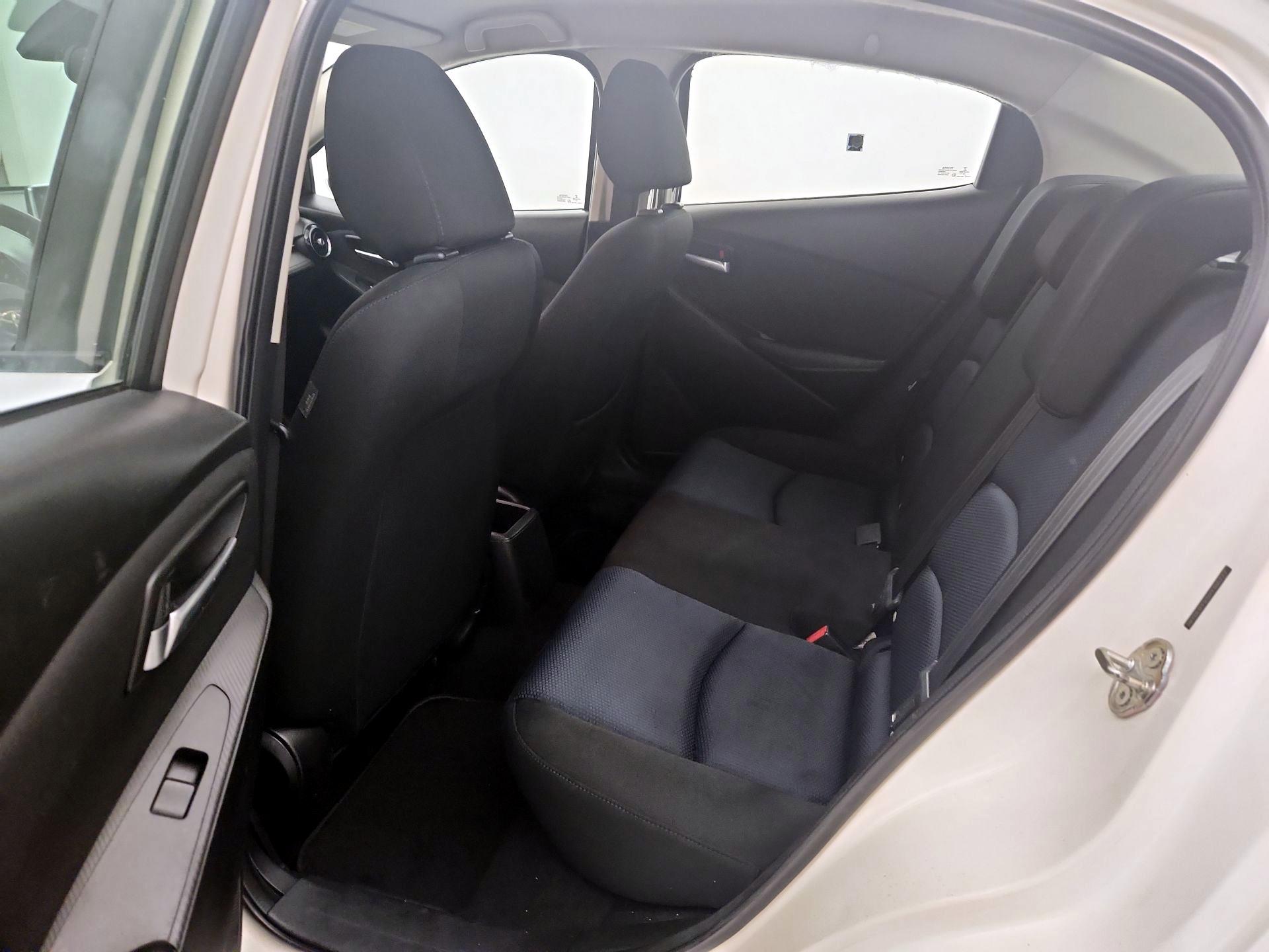 Thumbnail: 2017 Toyota Yaris iA - 19