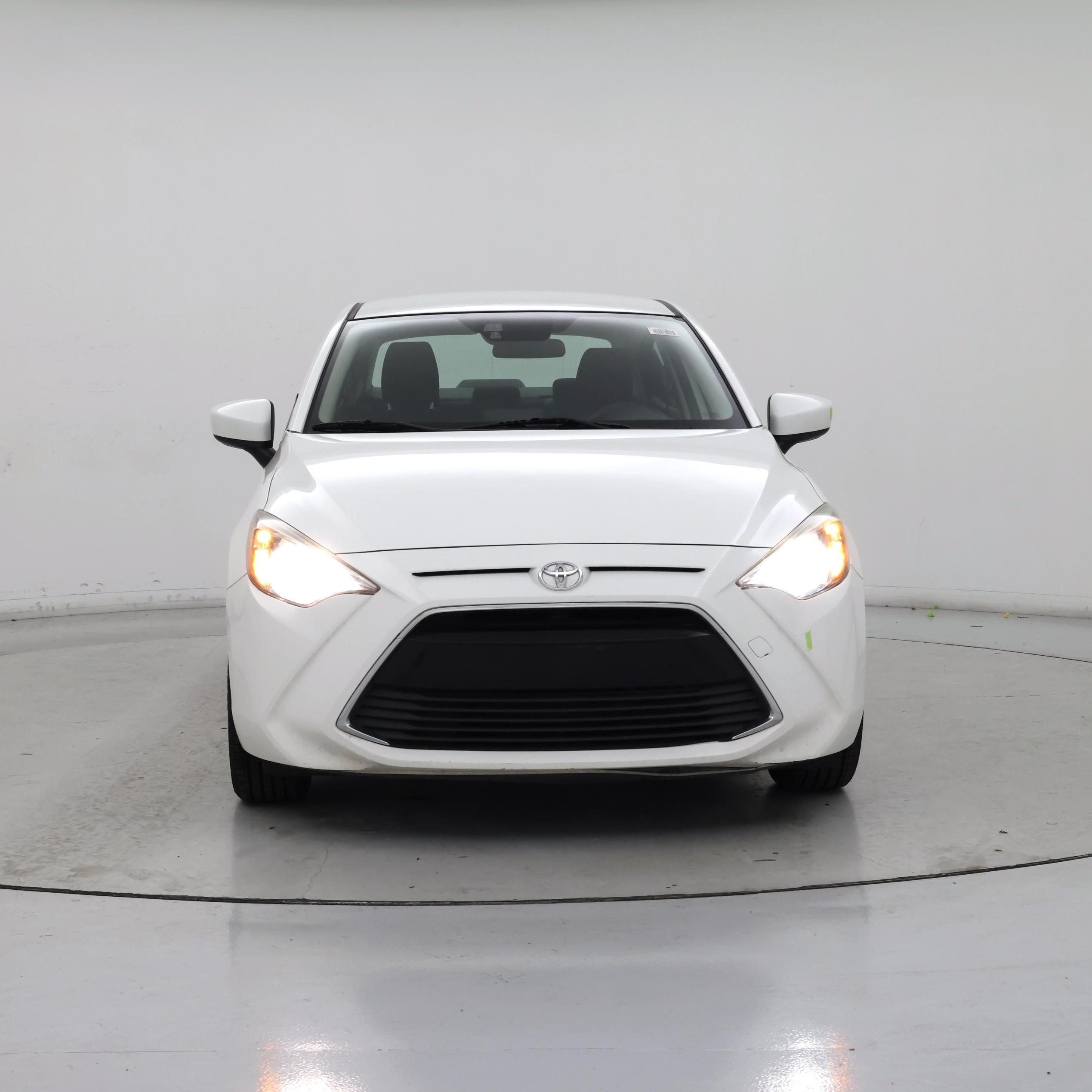 Thumbnail: 2017 Toyota Yaris iA - 5