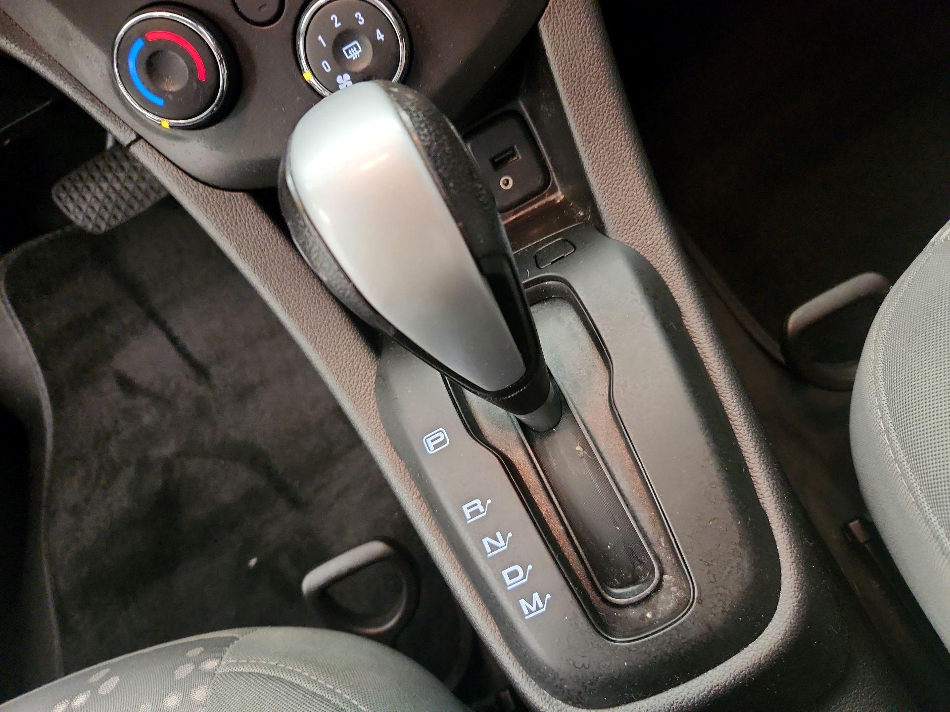 Thumbnail: 2017 Chevrolet Sonic - 17