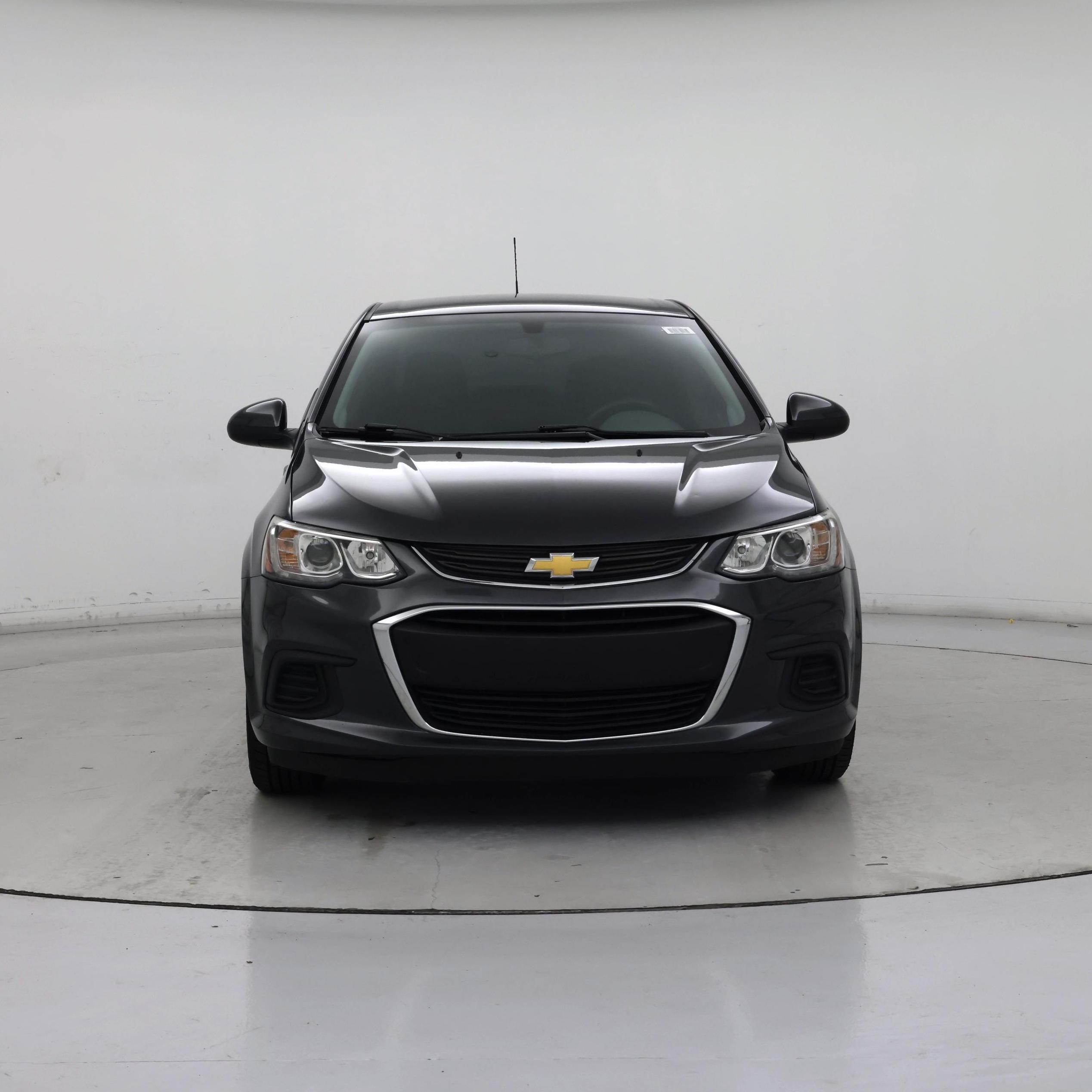 Thumbnail: 2017 Chevrolet Sonic - 5