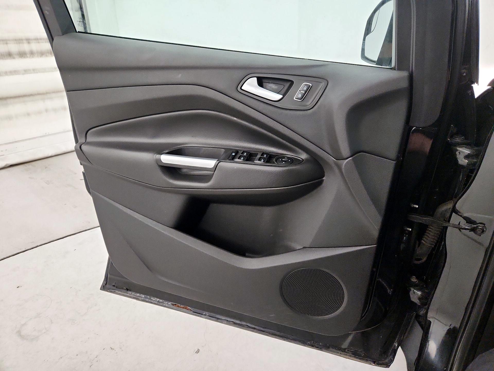 Thumbnail: 2015 Ford Escape - 12