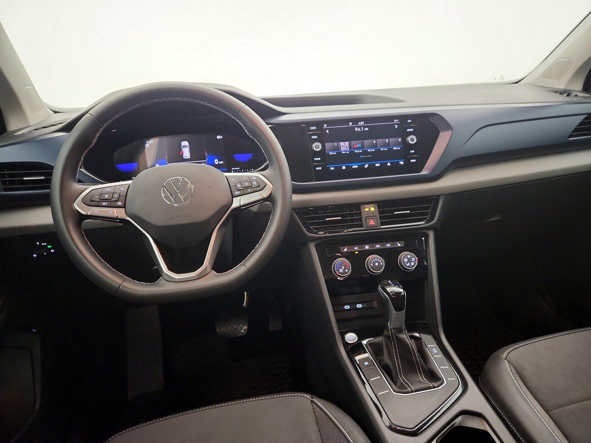 Thumbnail: 2023 Volkswagen Taos - 9