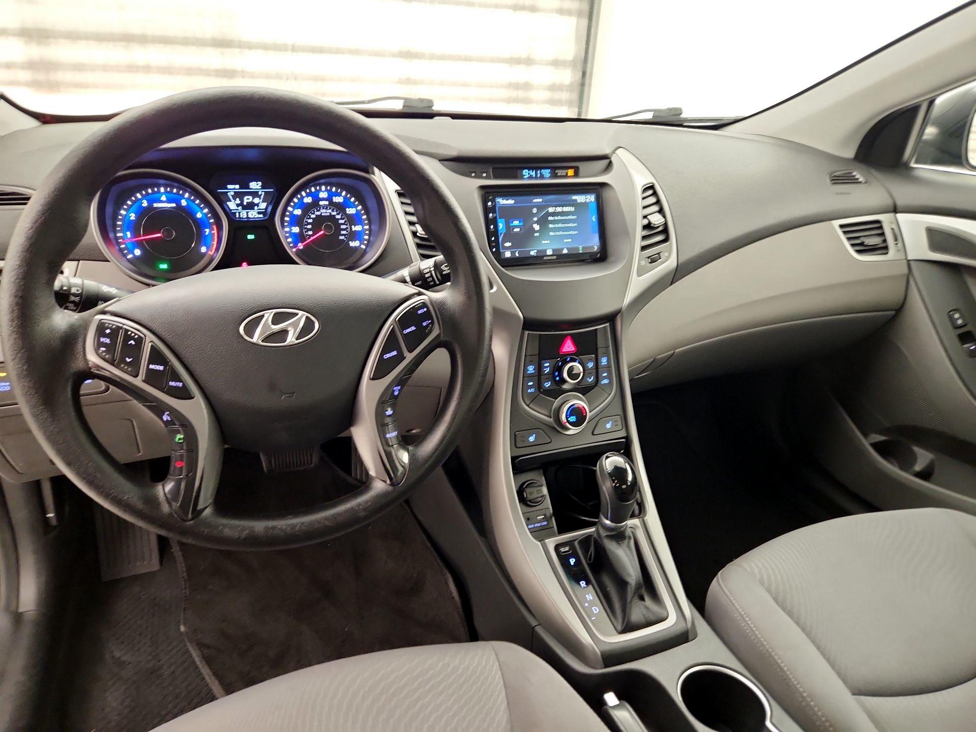 Thumbnail: 2014 Hyundai Elantra - 9
