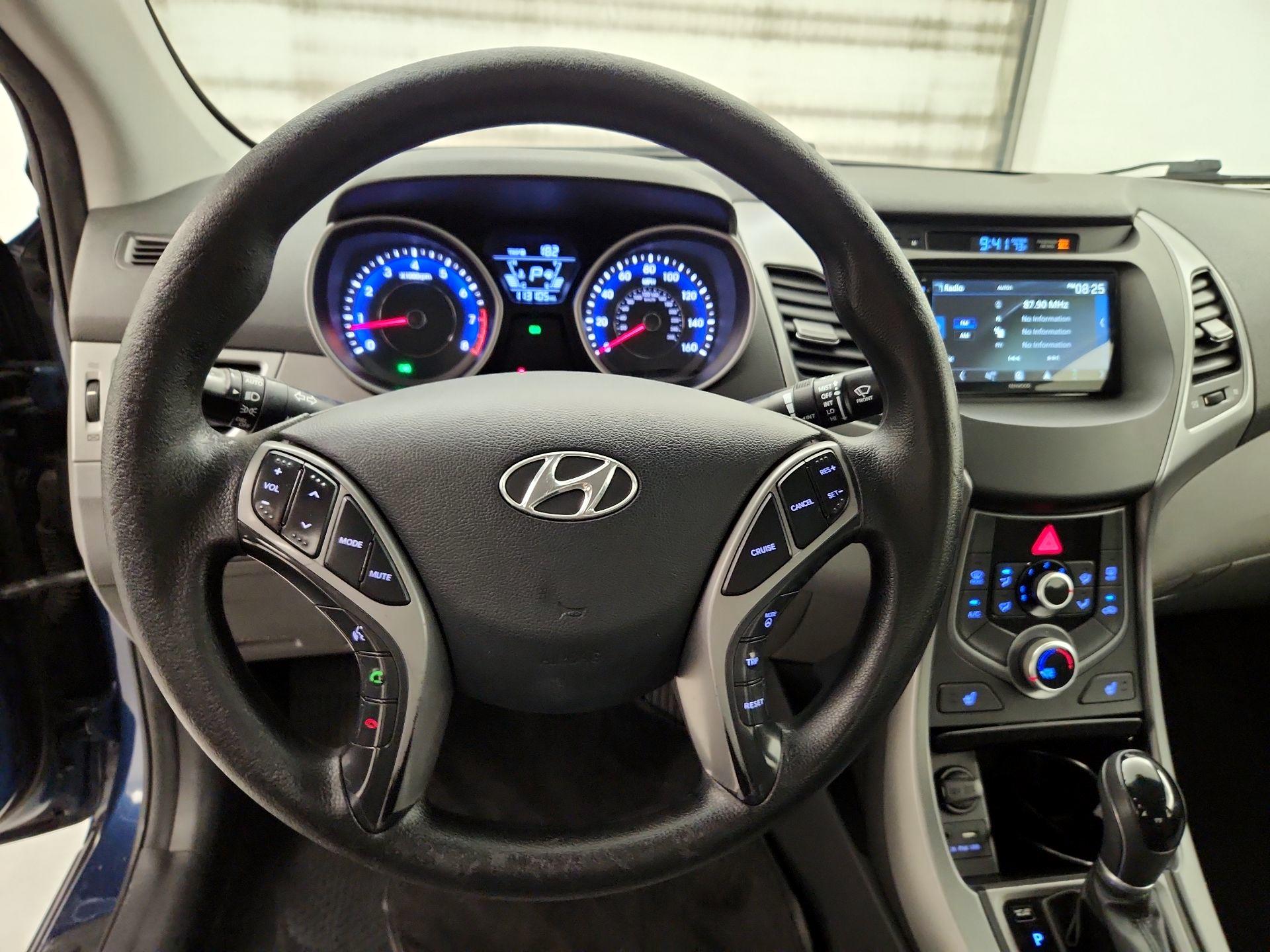 Thumbnail: 2014 Hyundai Elantra - 10