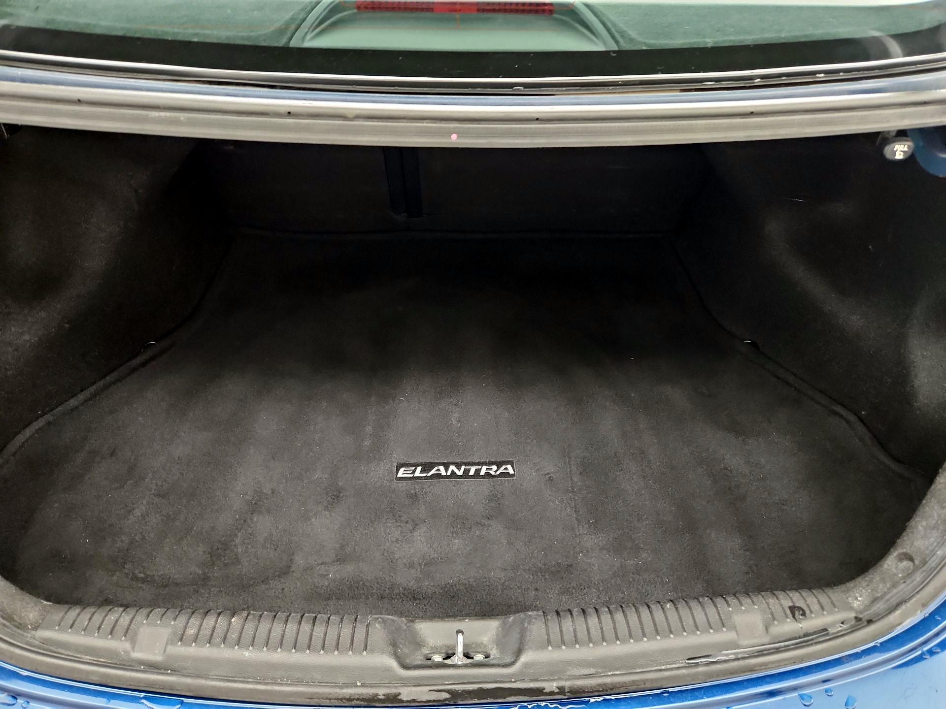 Thumbnail: 2014 Hyundai Elantra - 20