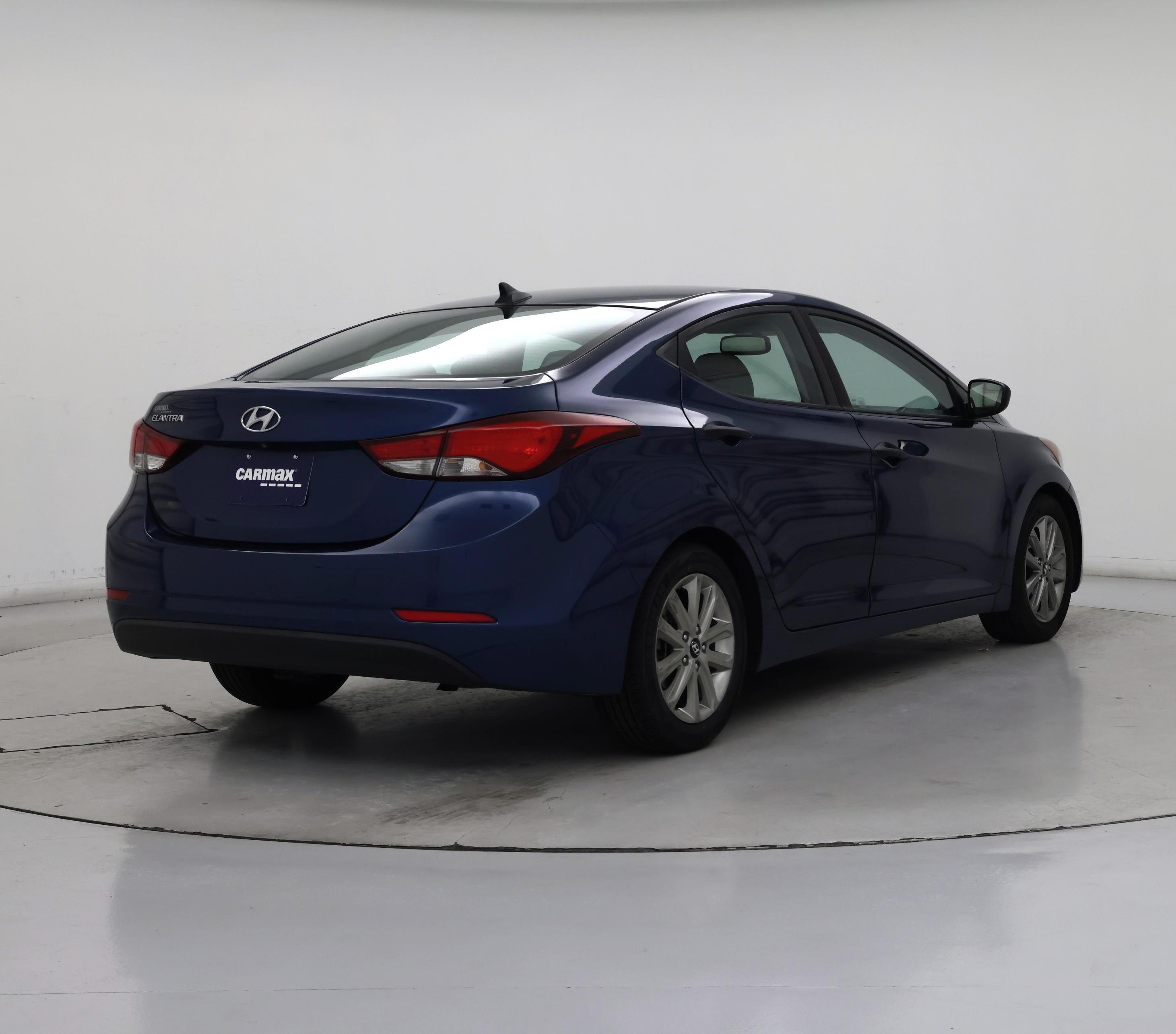 Thumbnail: 2014 Hyundai Elantra - 8
