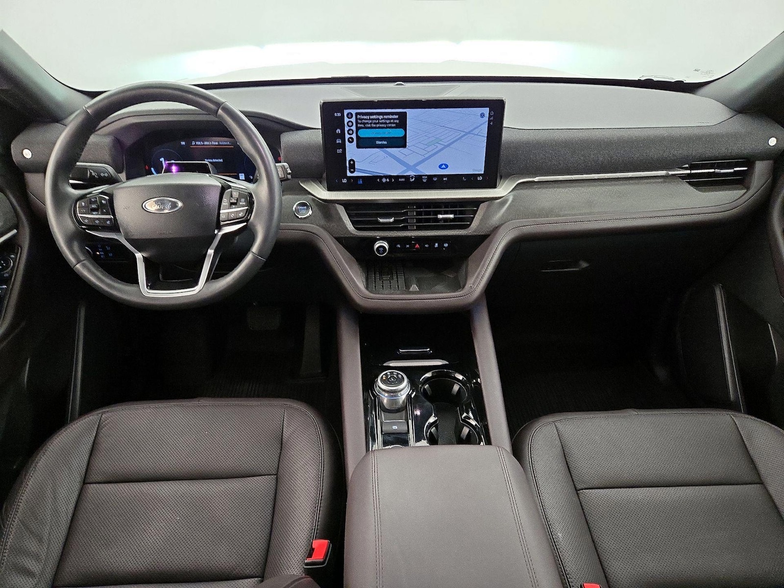 2025 Ford Explorer Platinum - Photo 10
