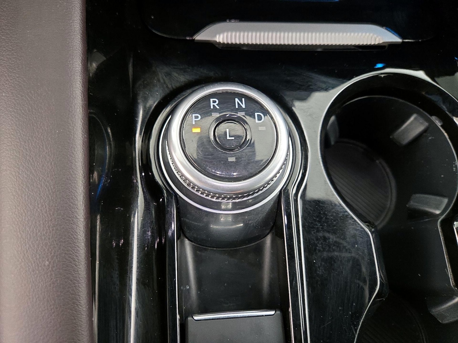2025 Ford Explorer Platinum - Photo 19