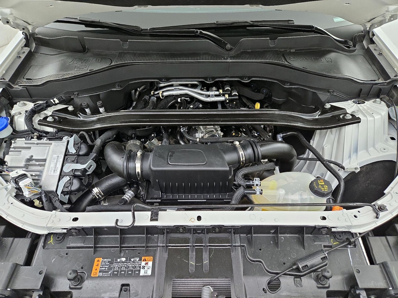 2025 Ford Explorer Platinum - Photo 26