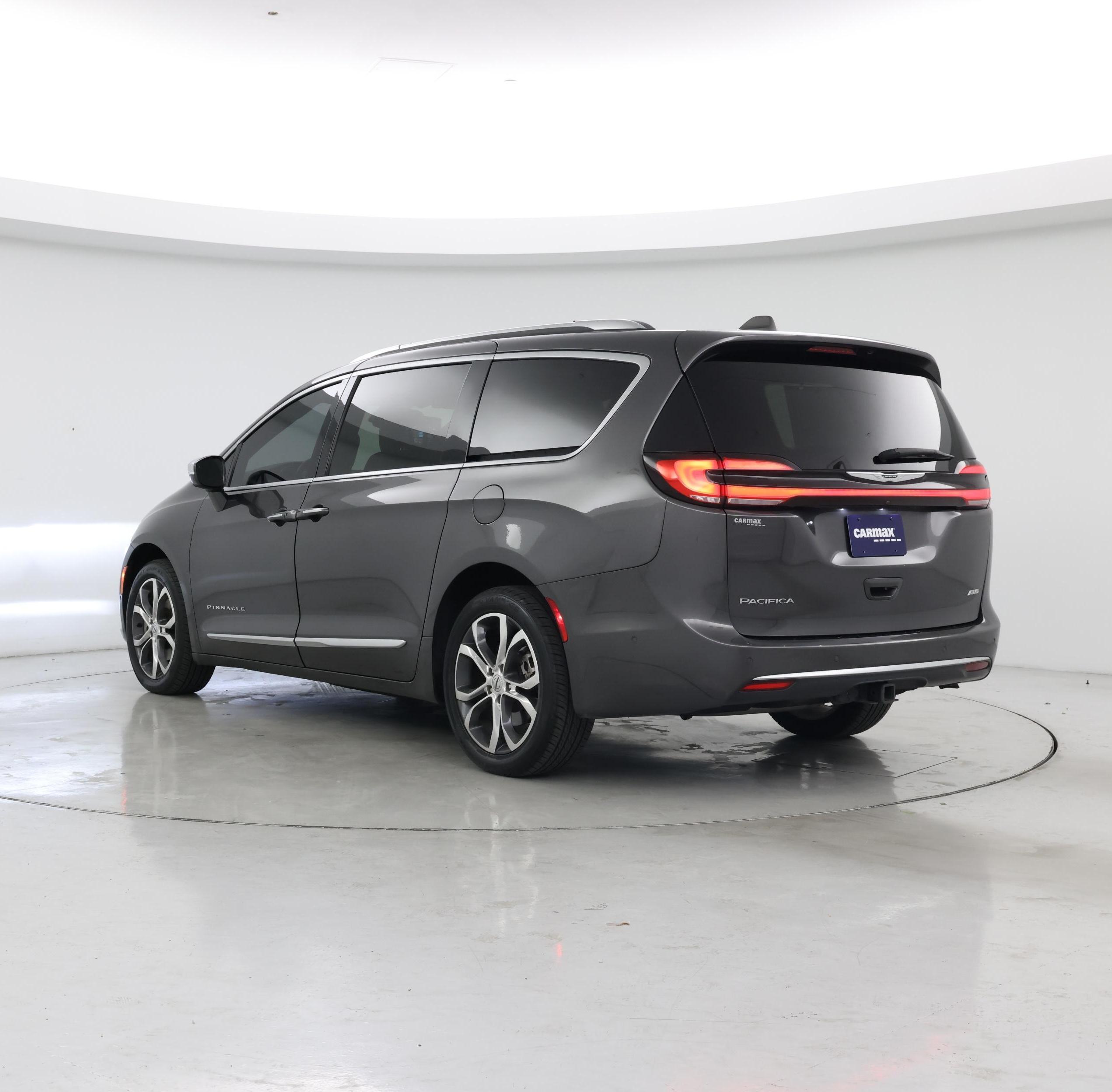 Thumbnail: 2021 Chrysler Pacifica - 2